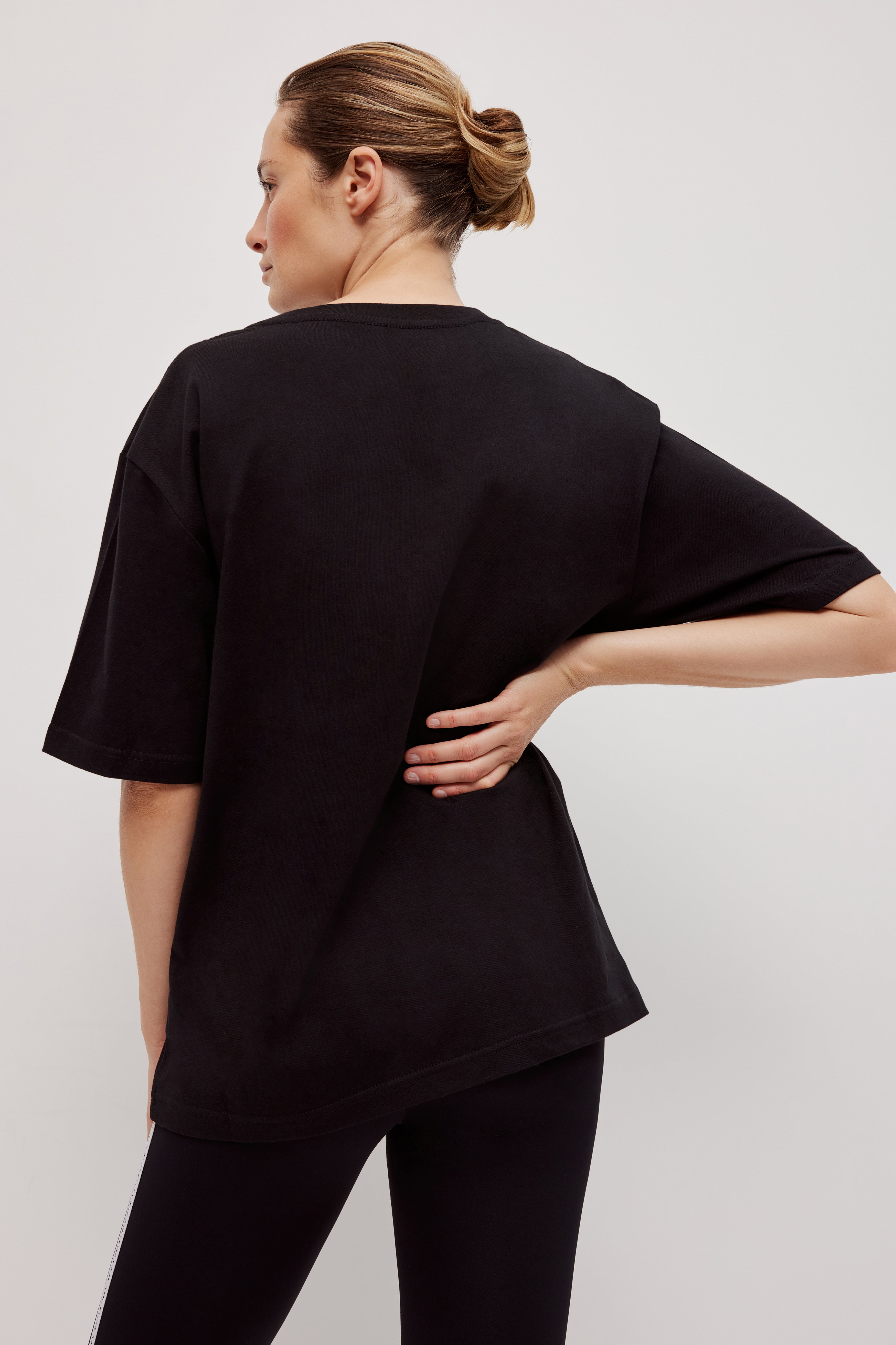 262AA1006_BLK_7_1760060205