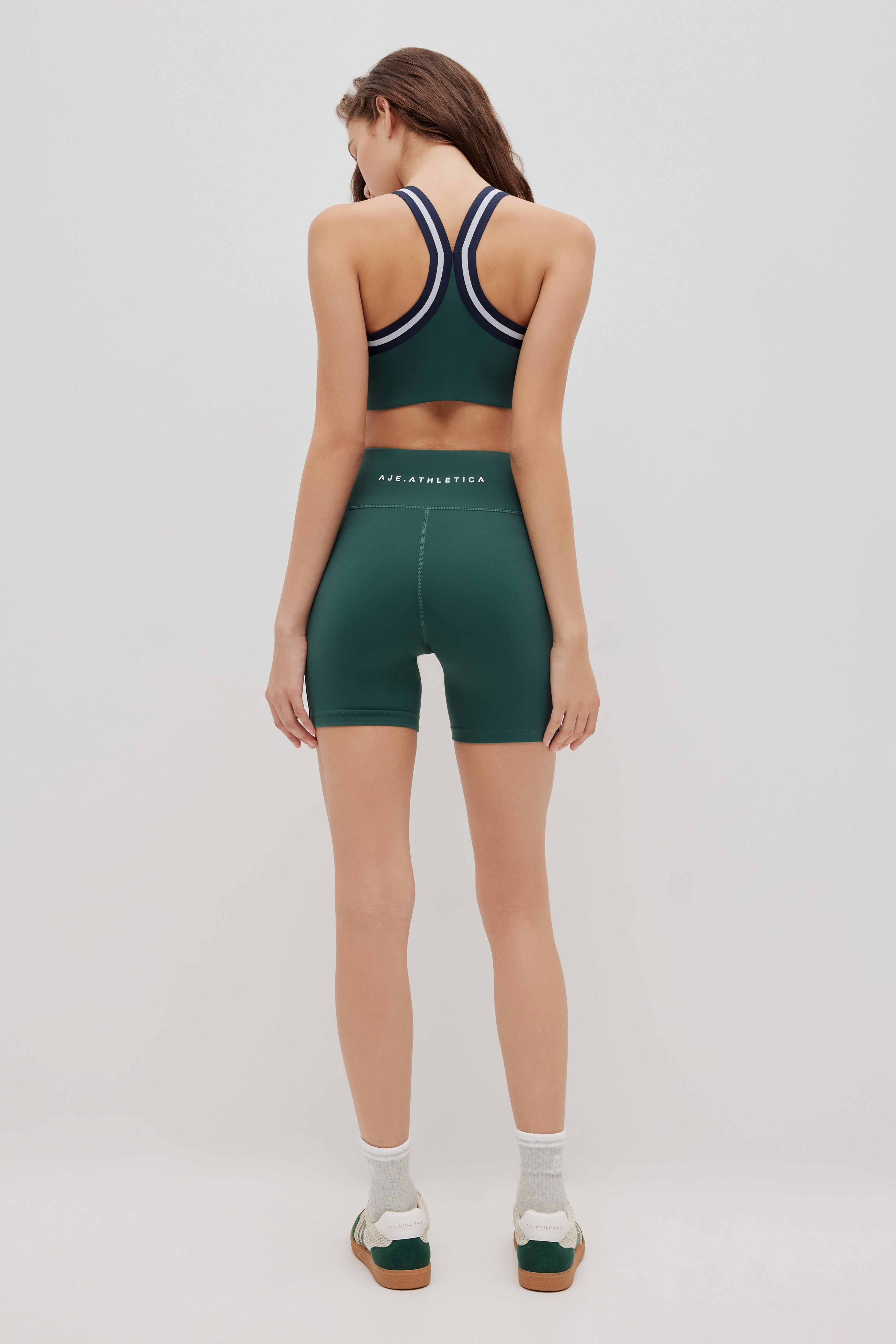 262AA1015_VLCTY-GRN_7_1762209225