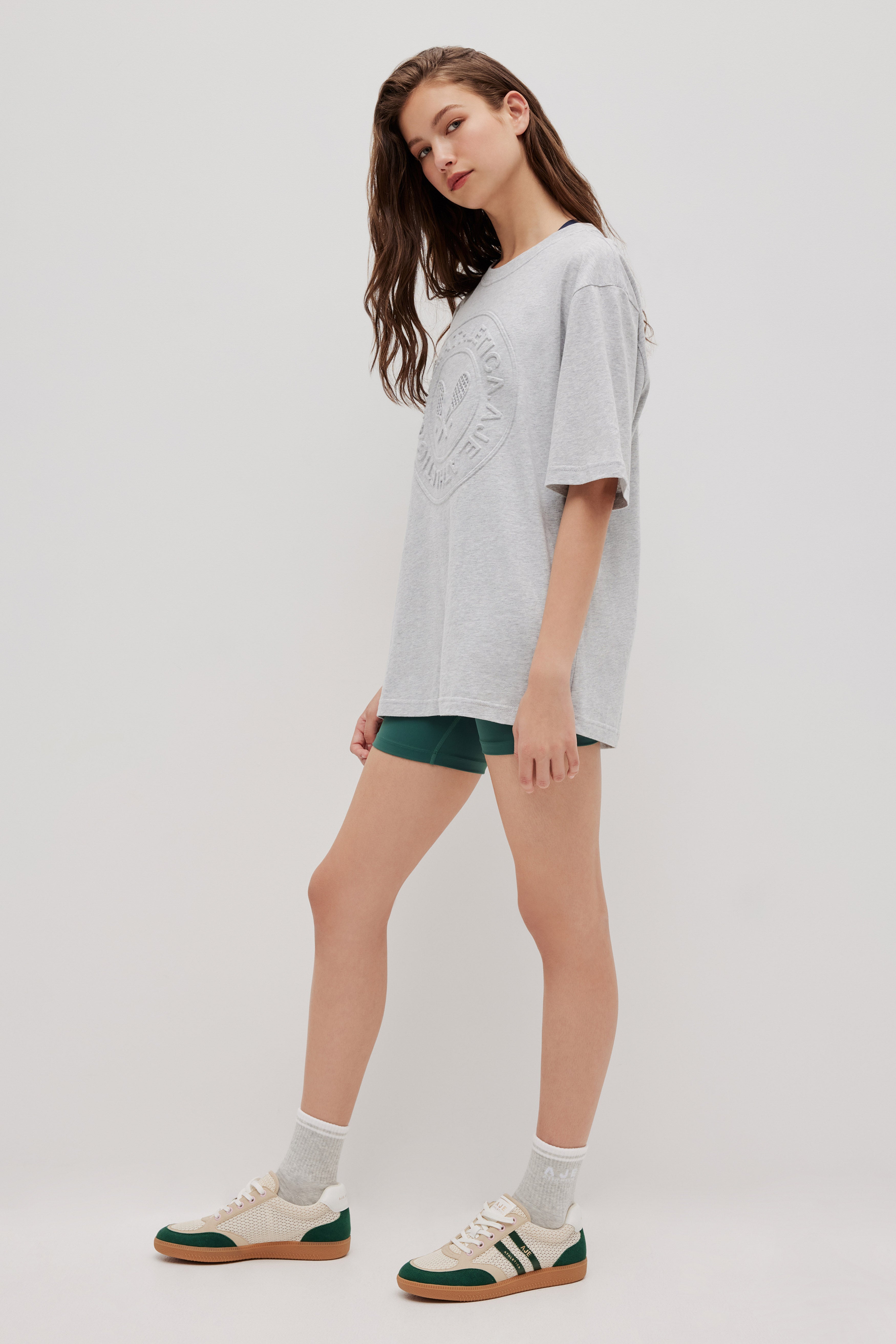 262AA1019_GRY-MAR_5_1762209824