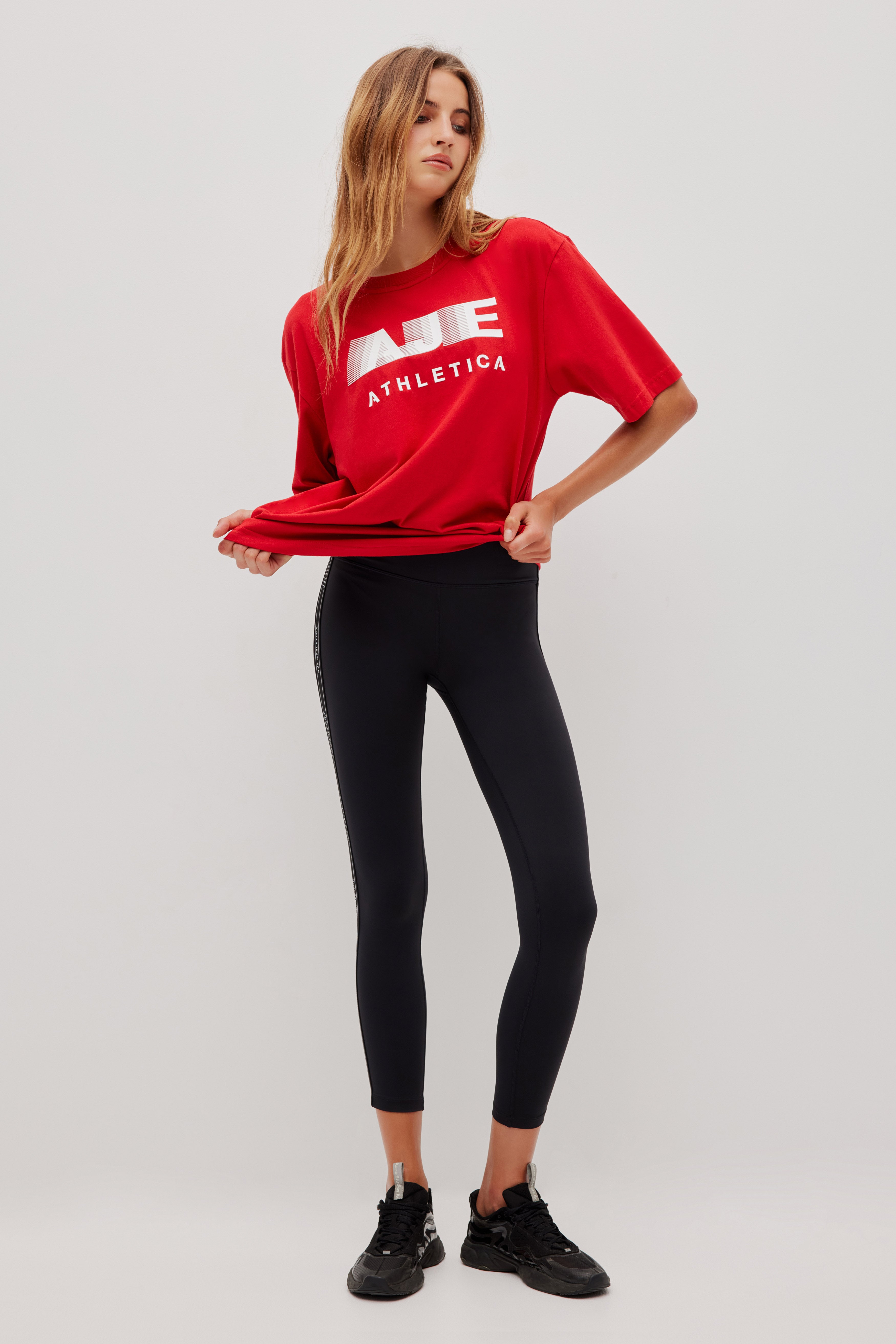 262AA1024_BOLT-RED_3_1764539808