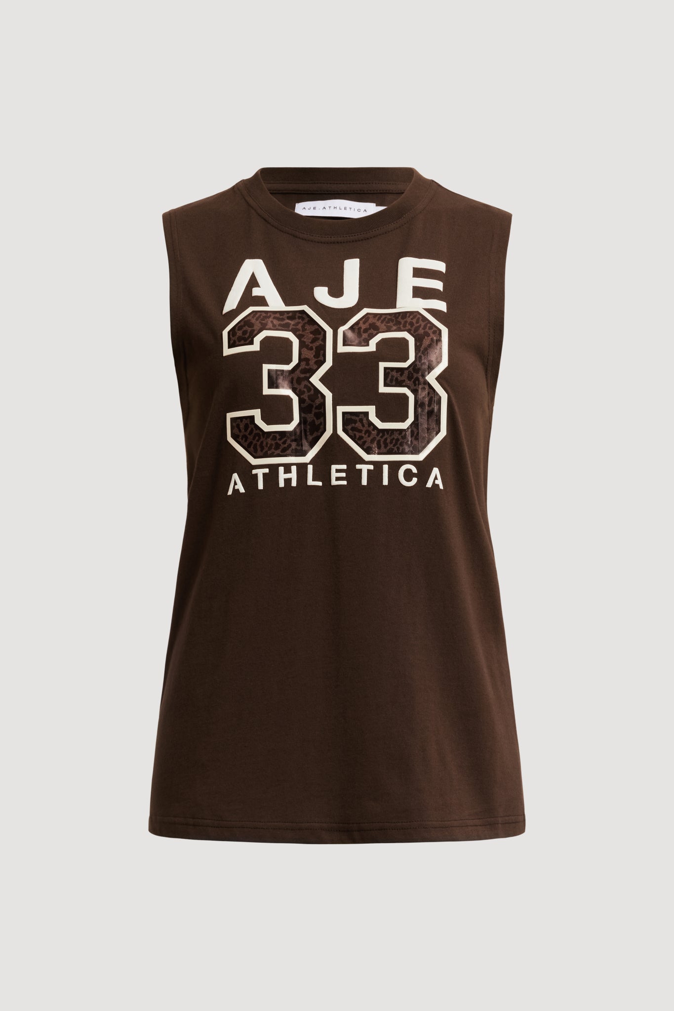 262AA1033_CHOC_2_1759729978