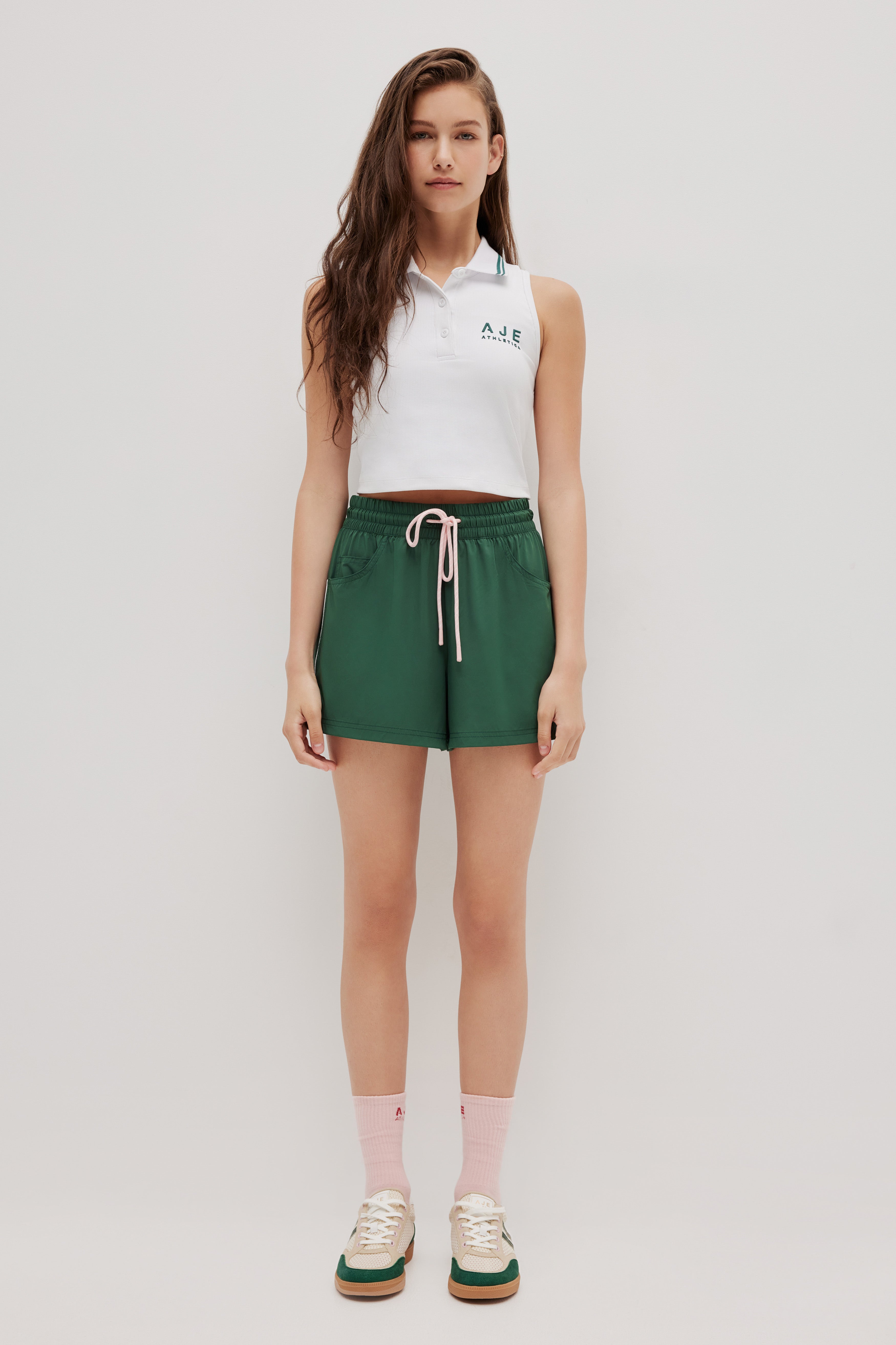 Panelled Spray Short 608