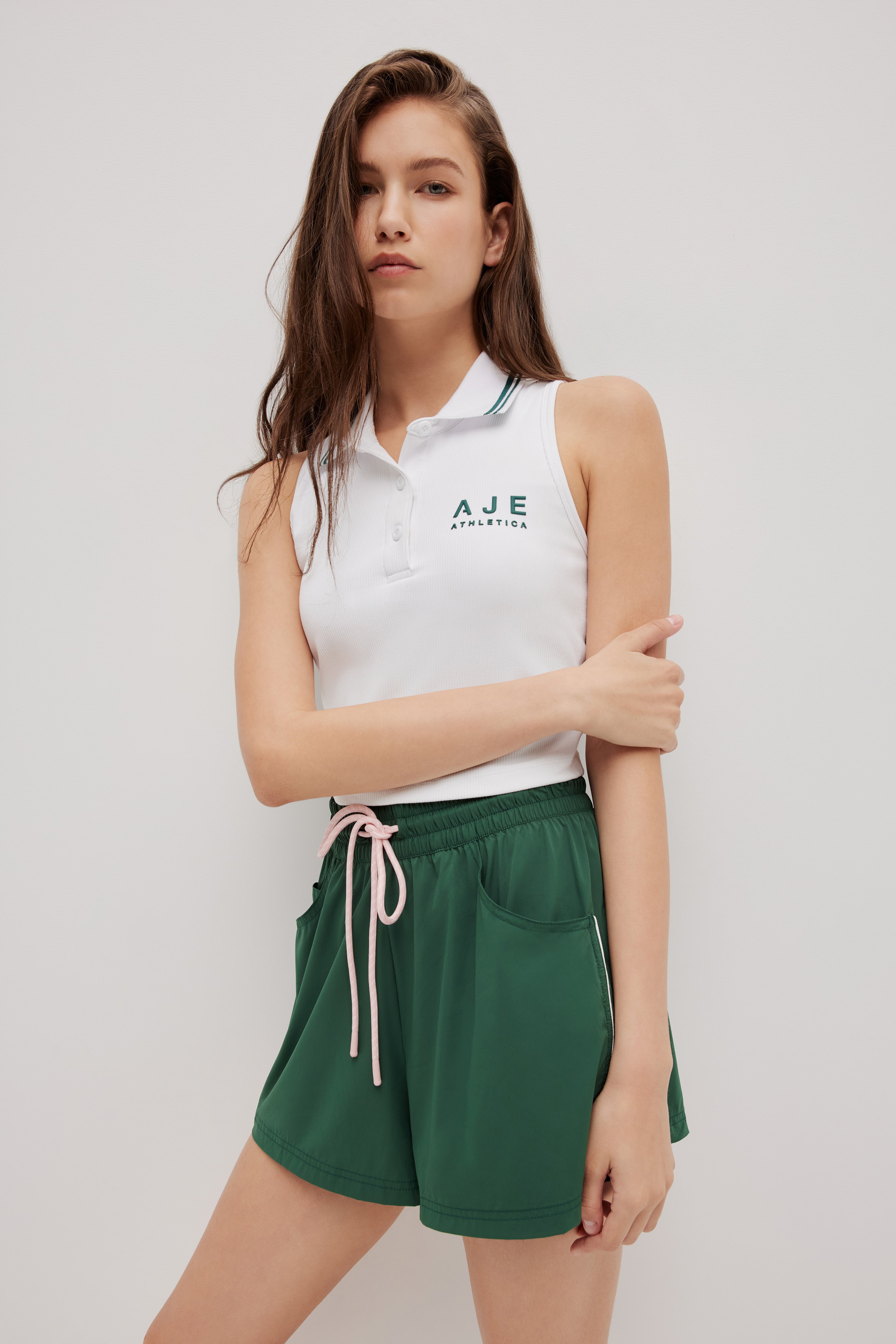 Panelled Spray Short 608