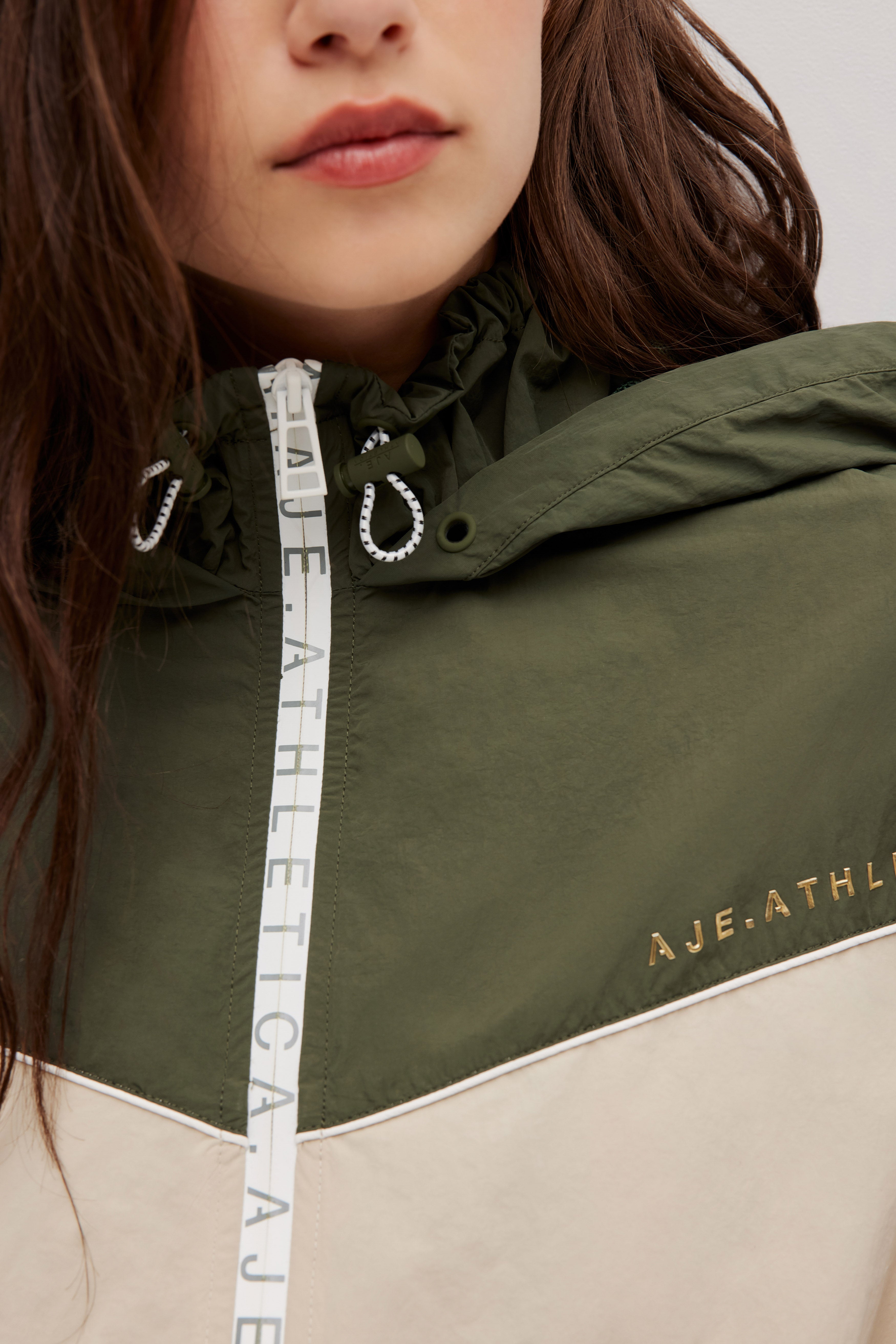 262AA2004_MLTI_4_1762209417