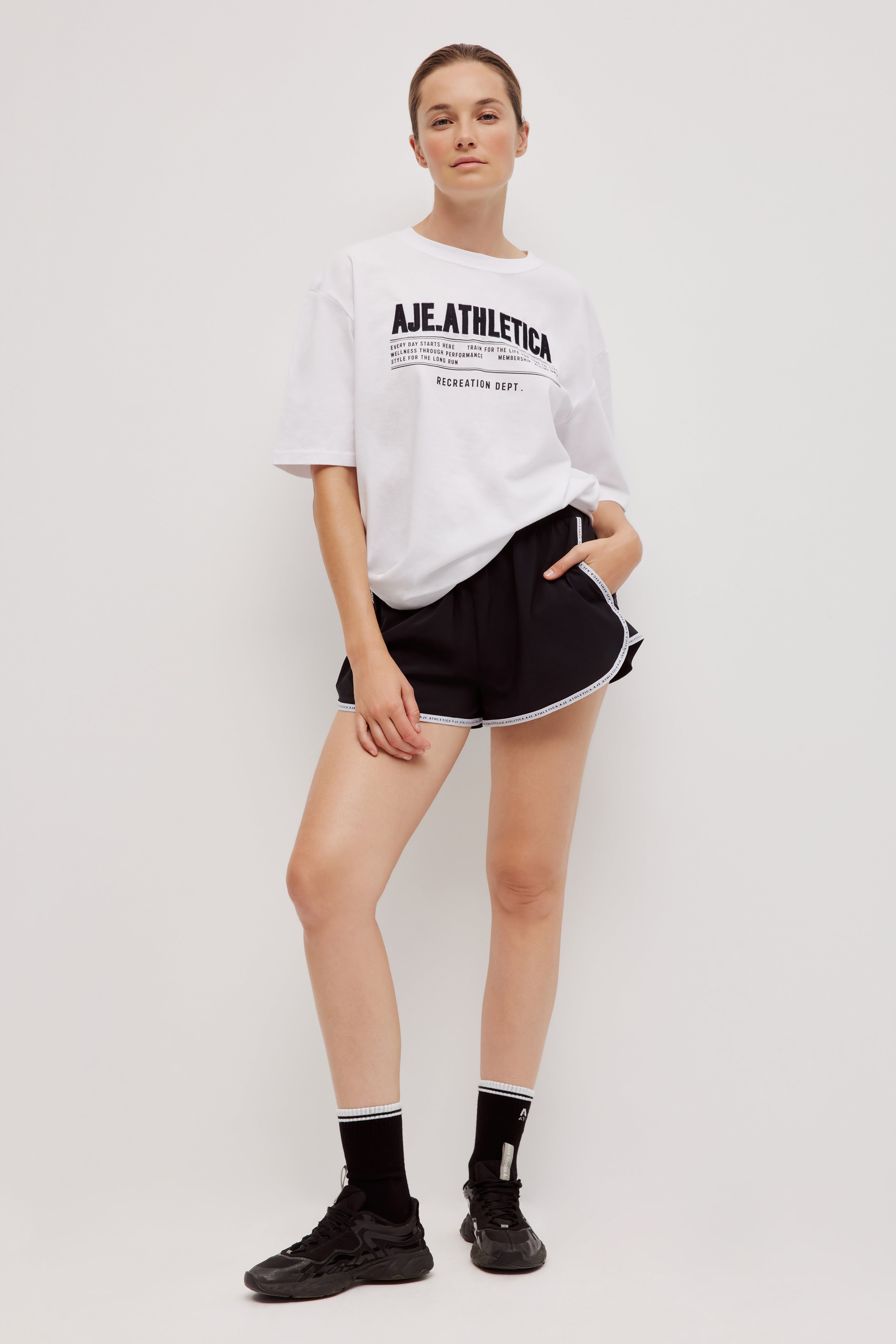 262AA3002_BLK_1_1762130296