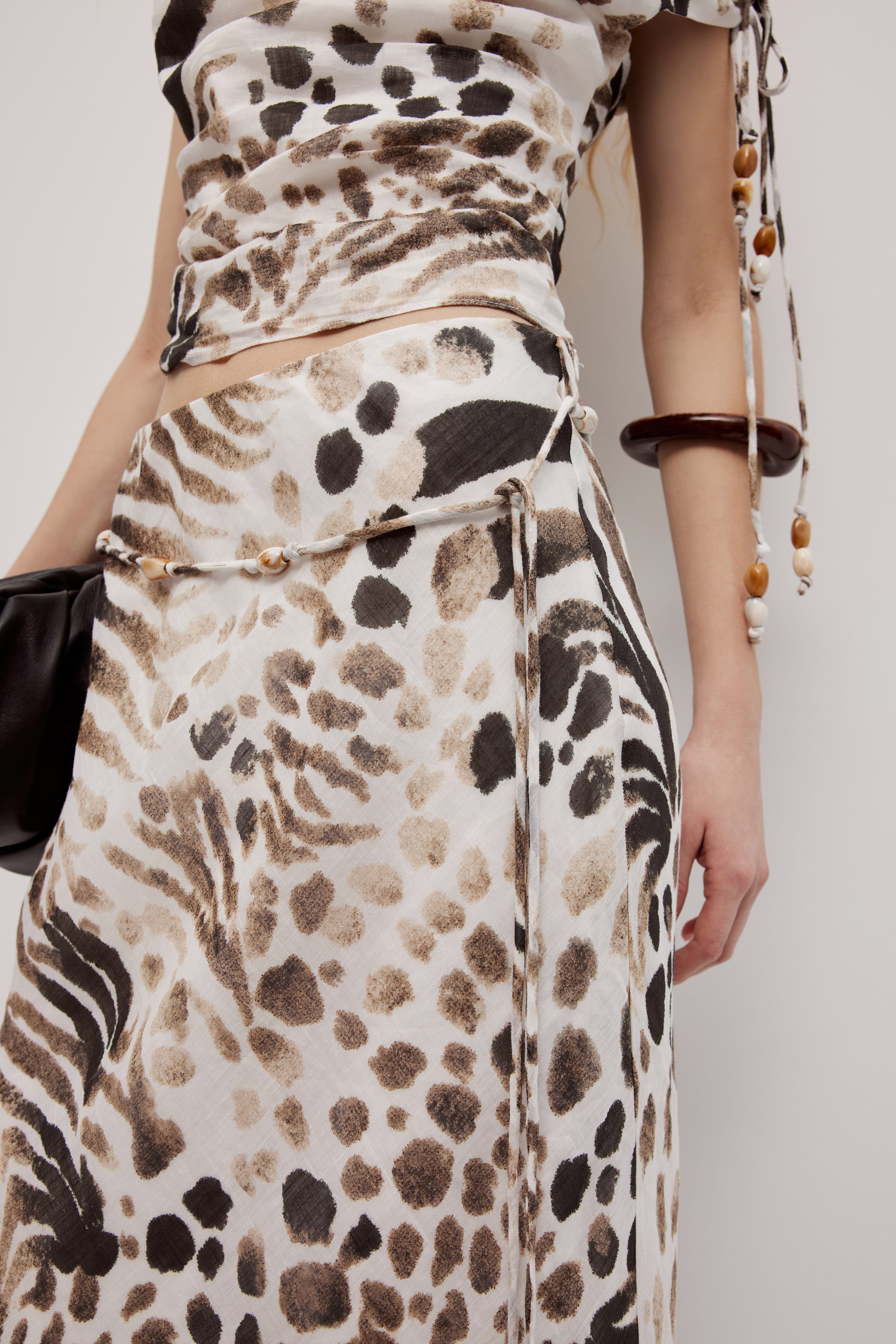 262AS4008_JUNGLE_5_1759281790