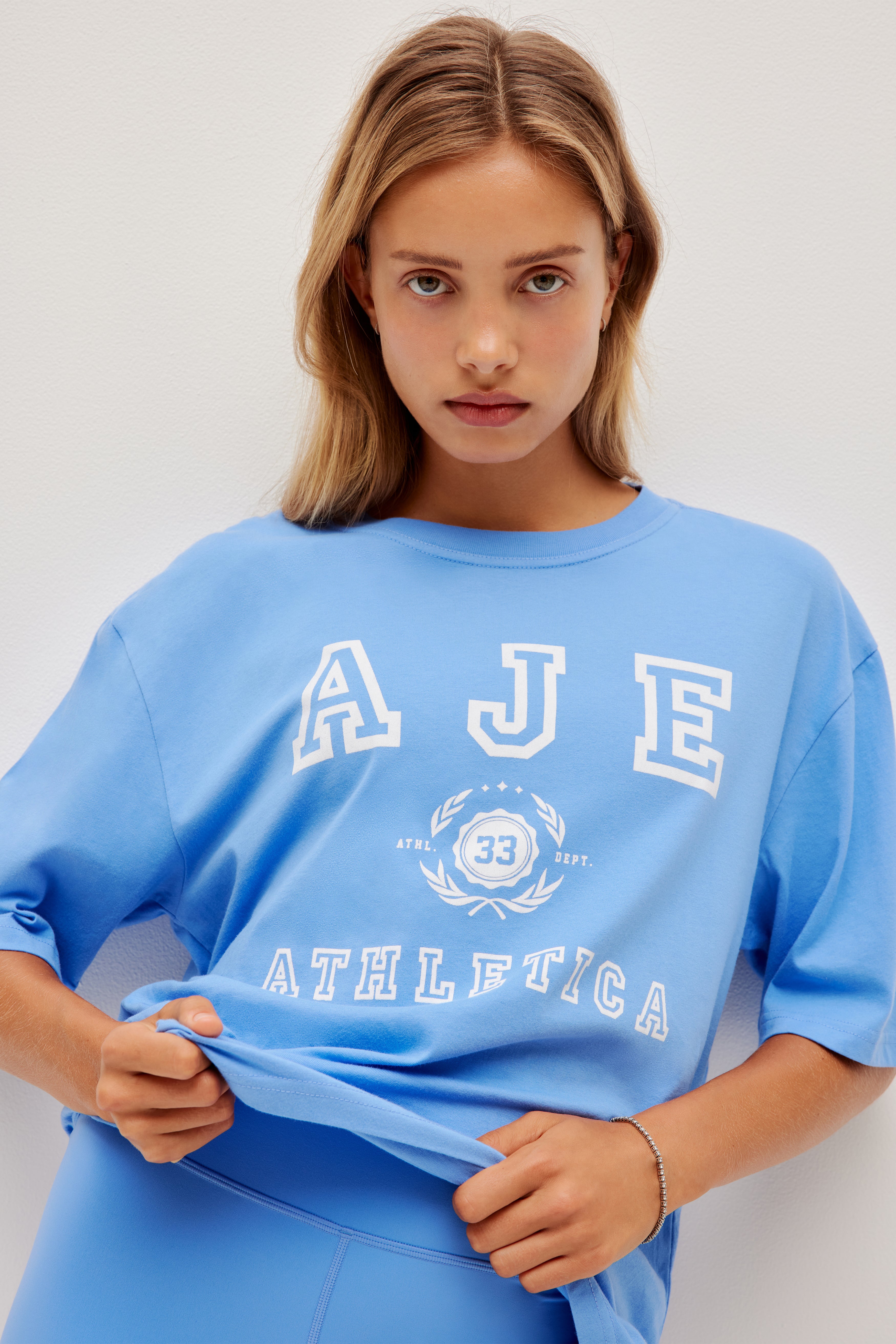 263AA1016_SKY_6_1767094313