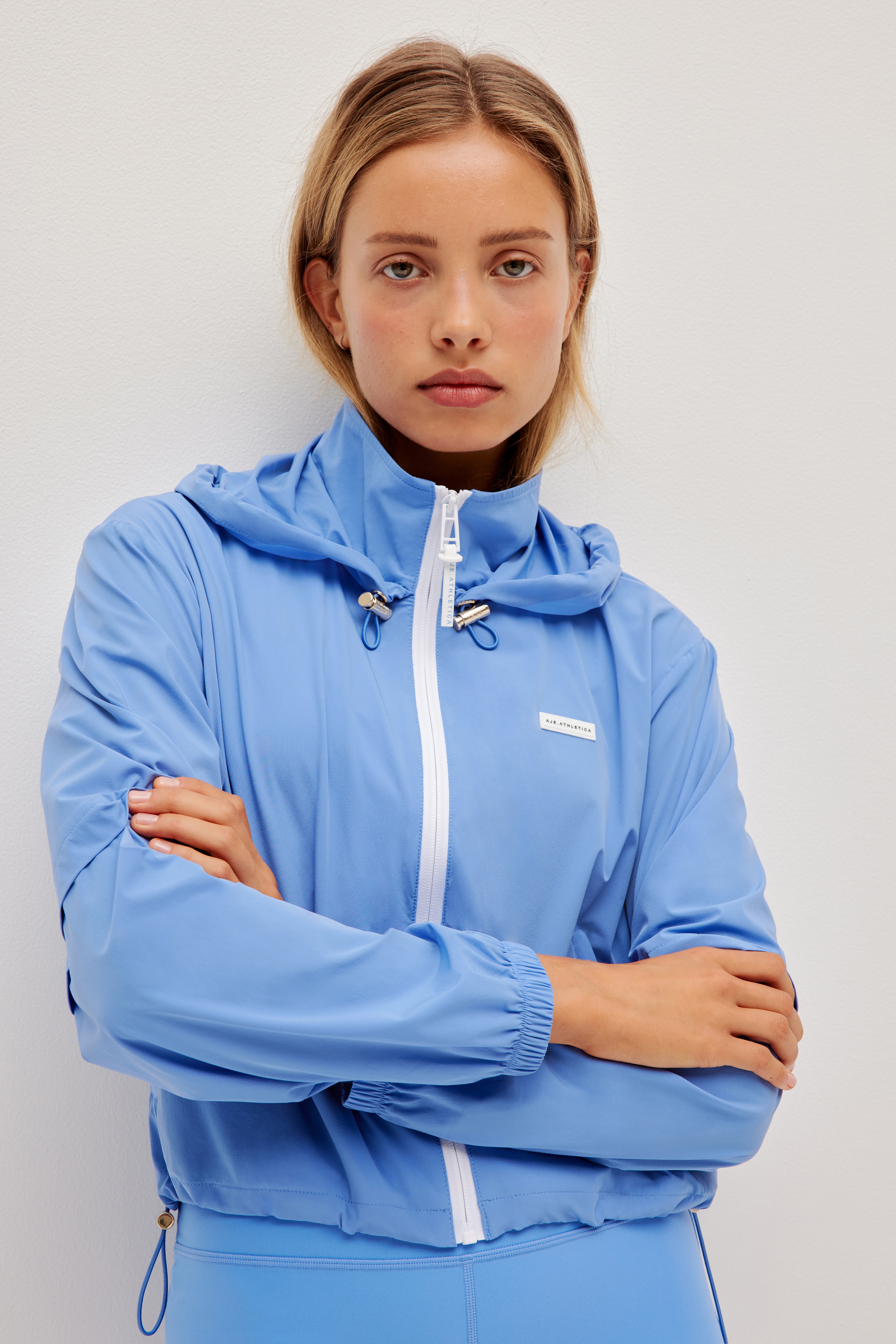 263AA2002_SKY_6_1767527641