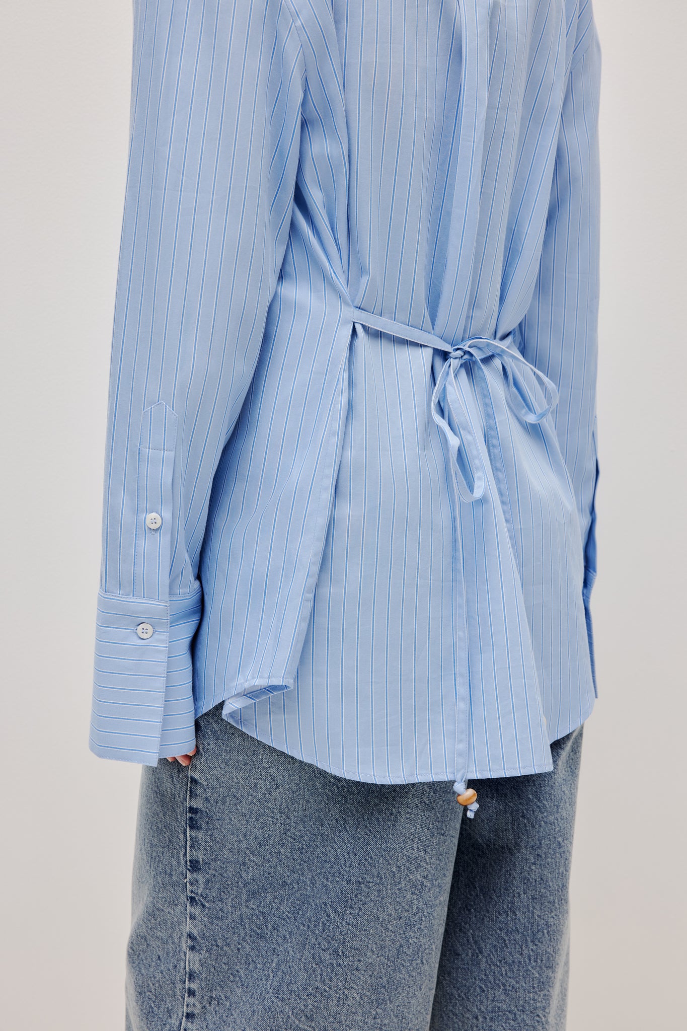 263AS1010_SKY-STRP_13_1768795818