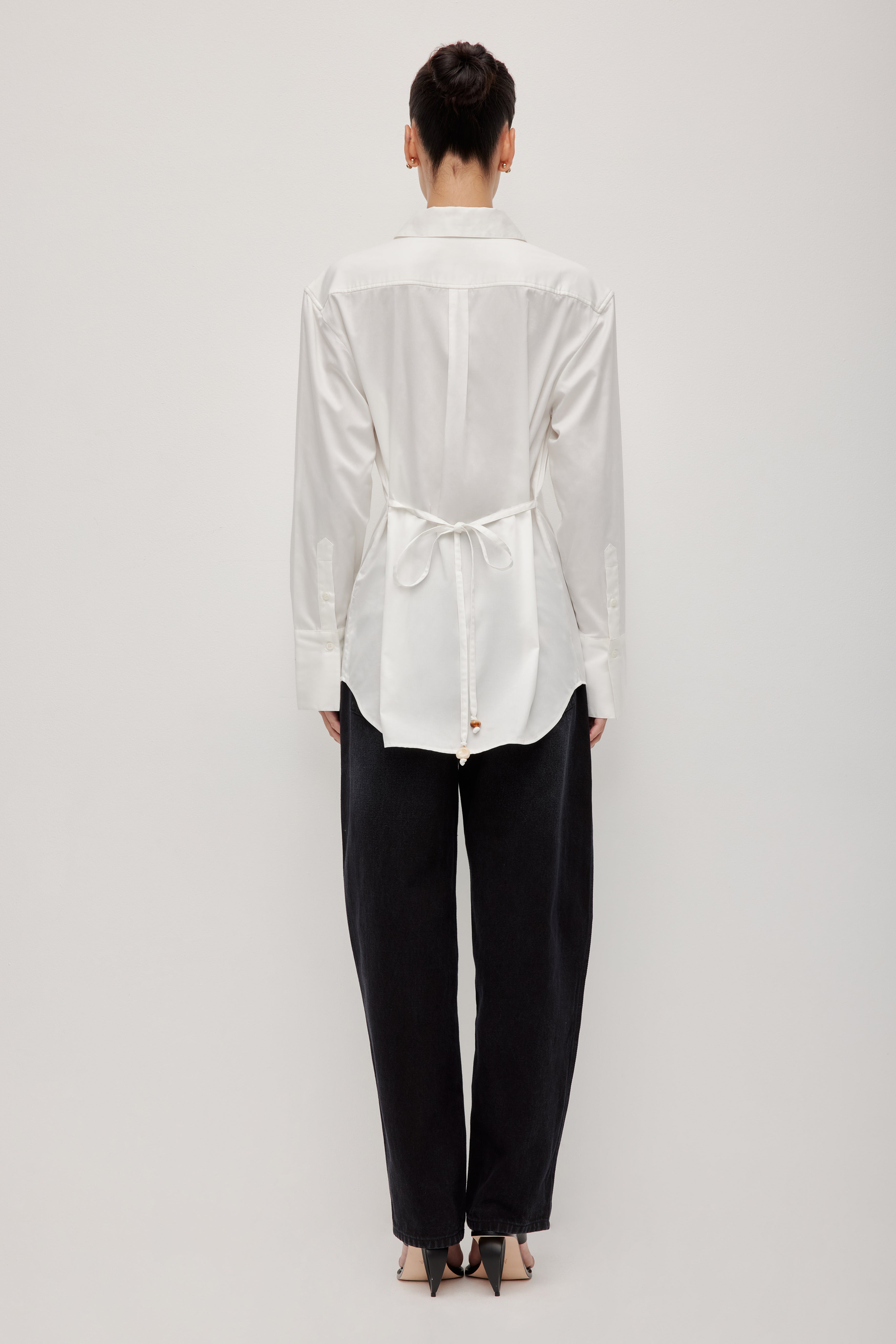 263AS1010_WHT_0219_1769596860