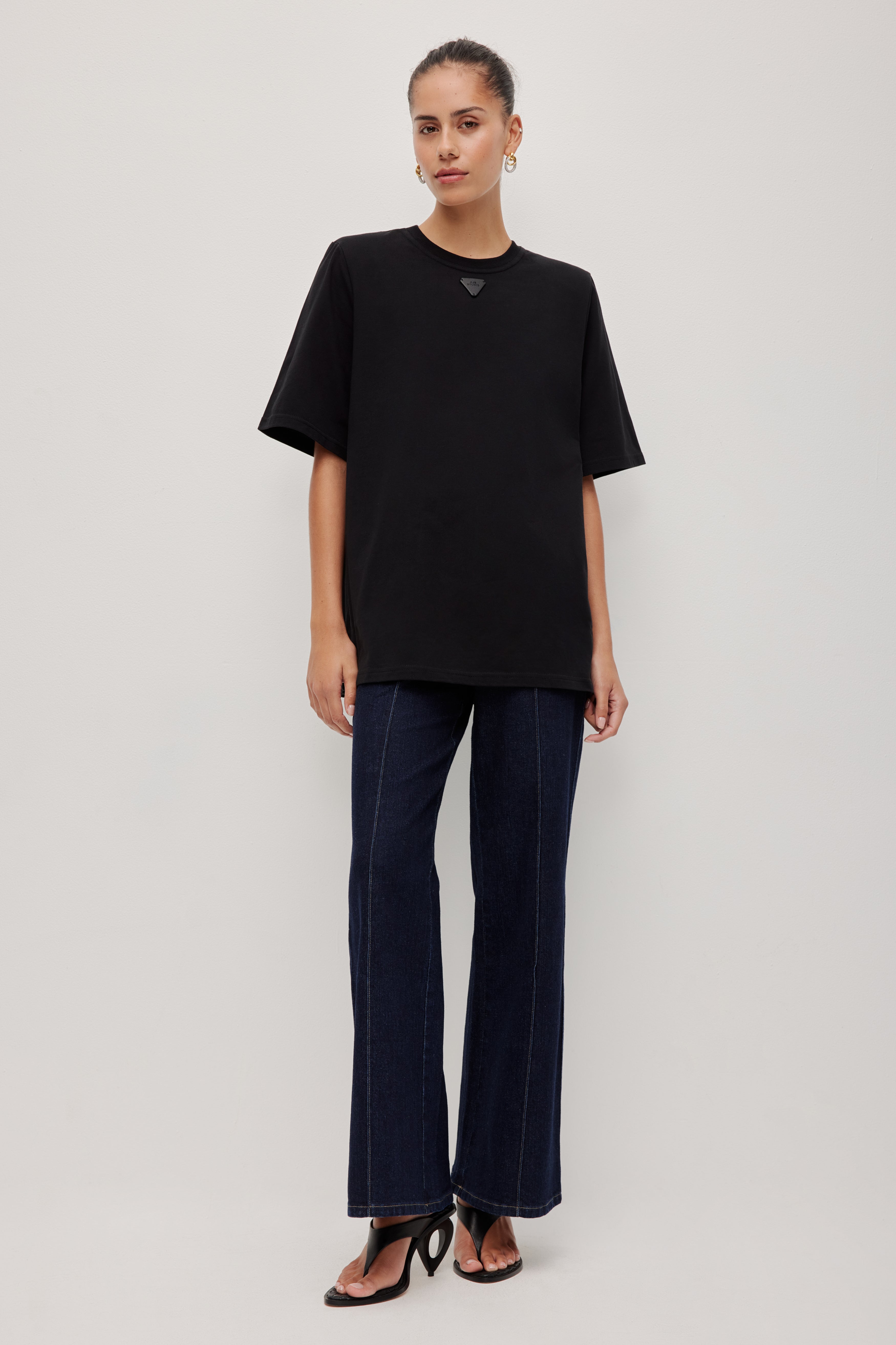 263AS1022_BLK_2291_1771286107