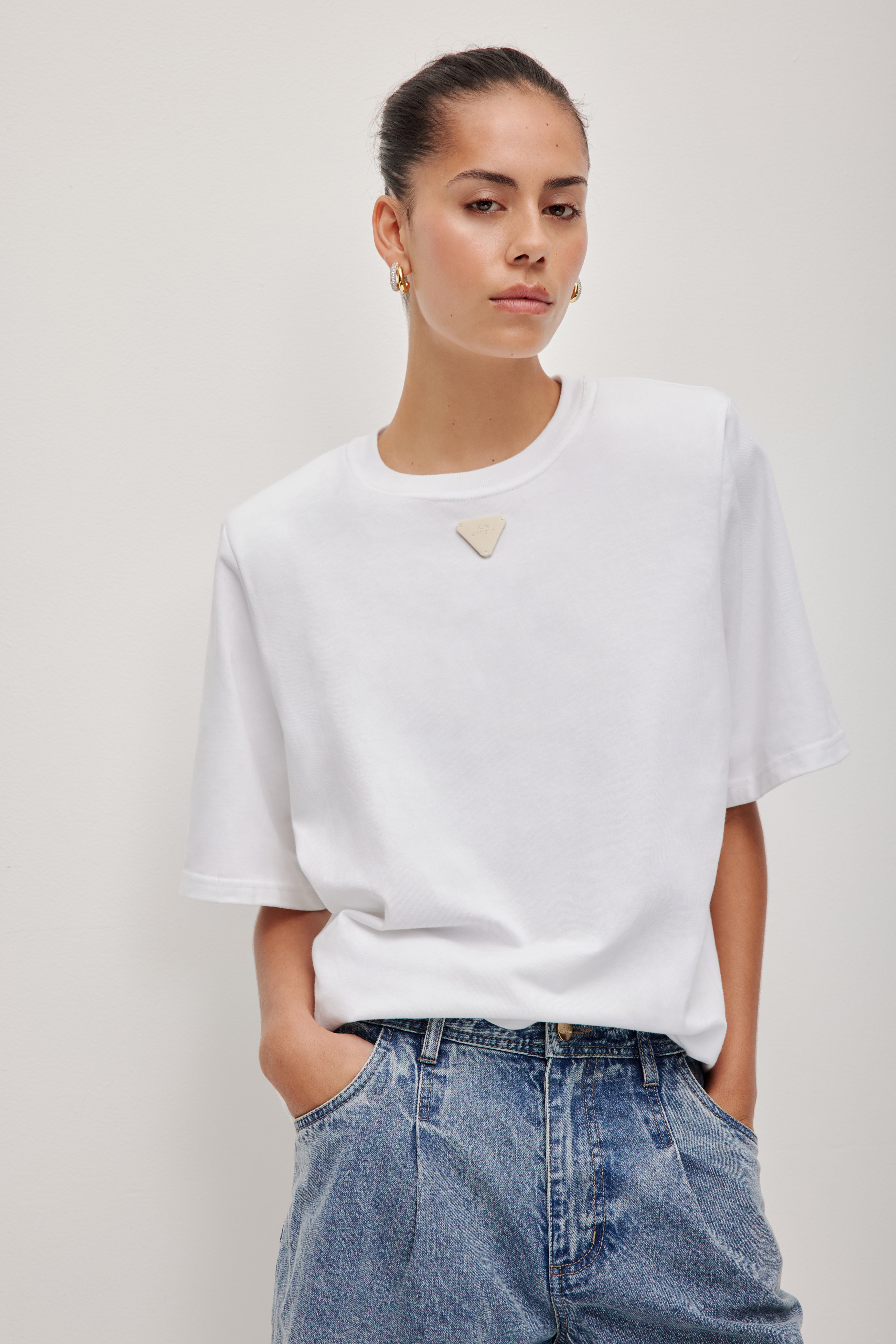 263AS1022_WHT_3_1771286120