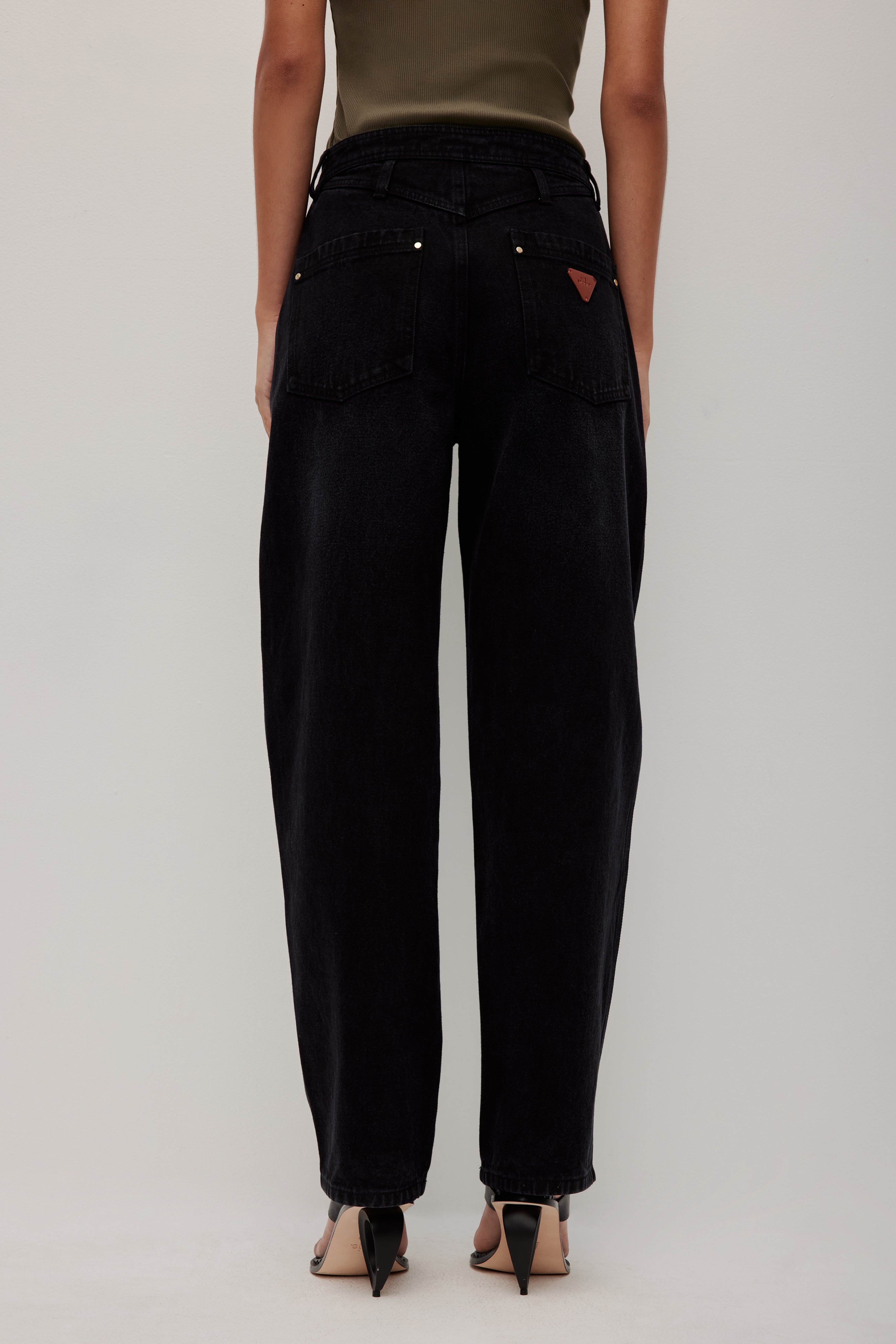 263AS3016_BLK_2391_1771285653