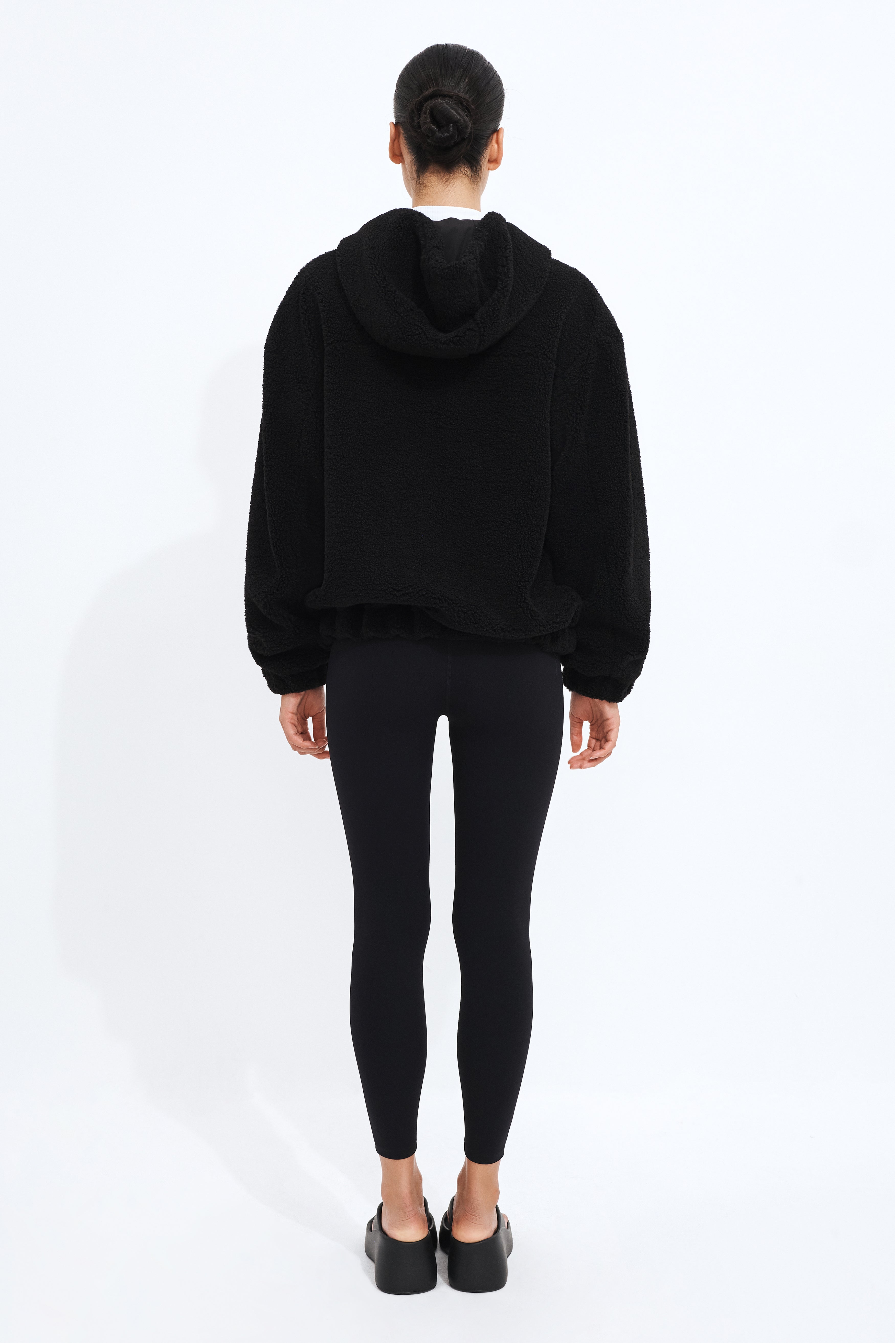 264AA1016_BLACK_6_1776731483