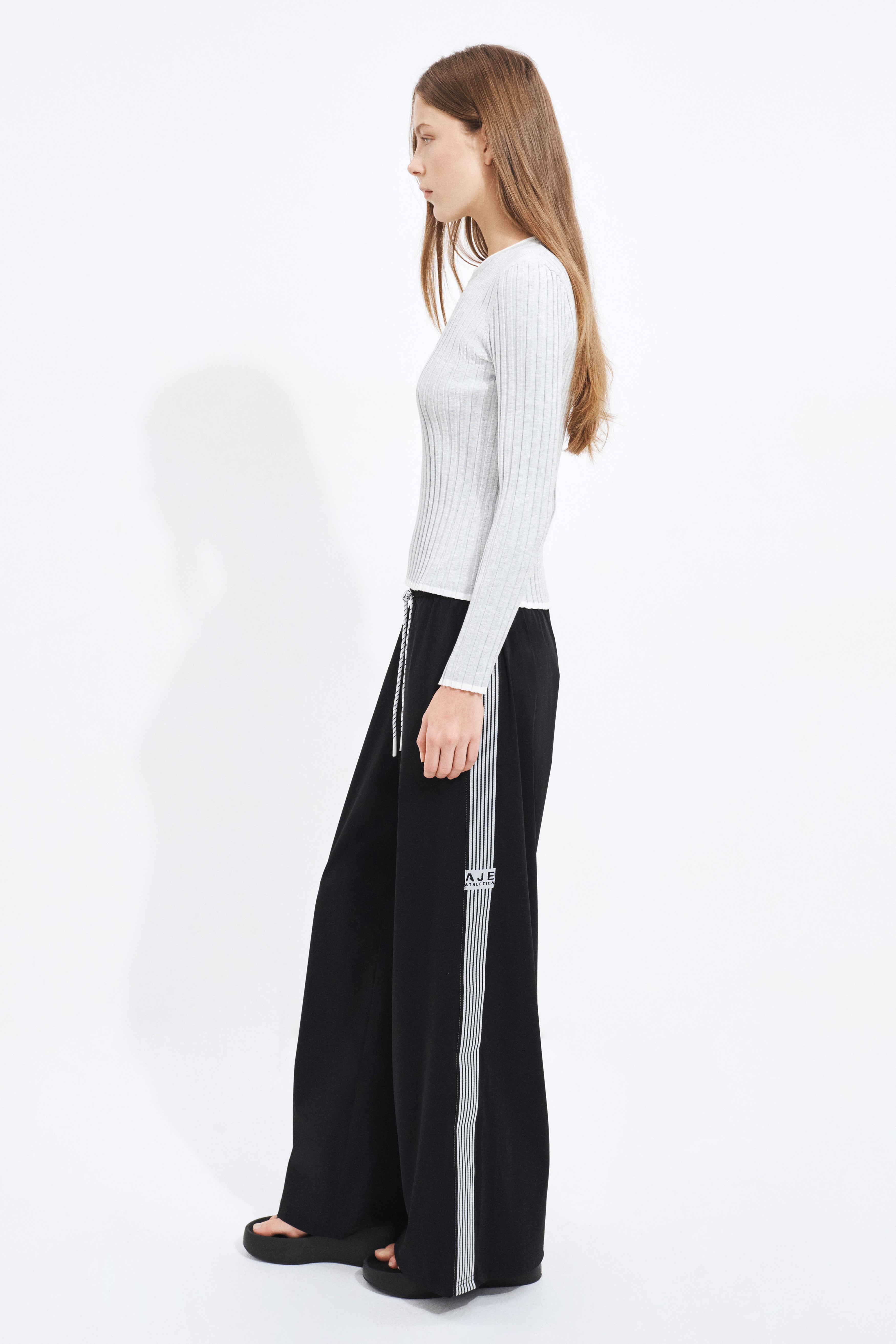 Double Waist Band Logo Pant 513