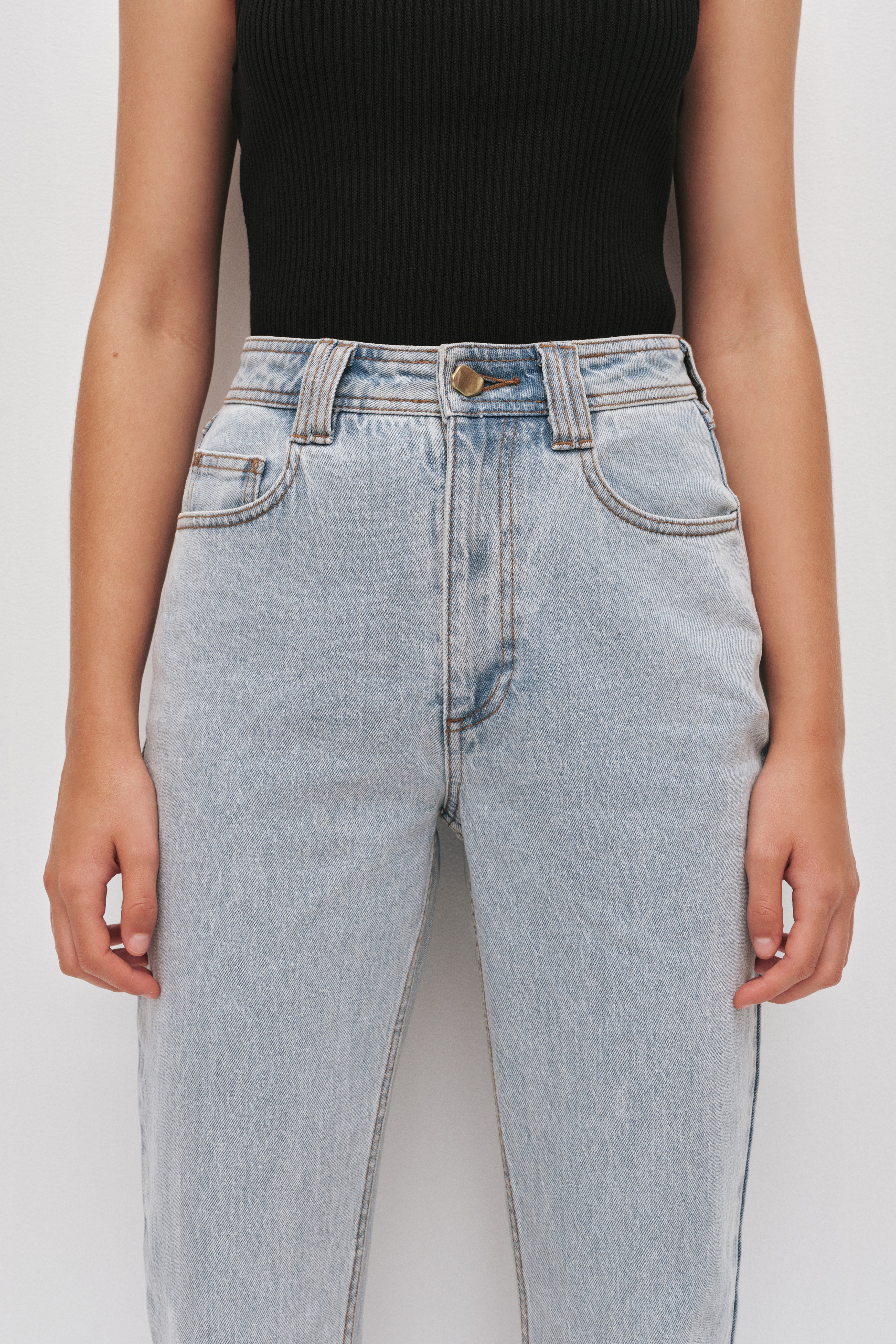 26CO3101_LT-WSH-BLU_3_1771137549