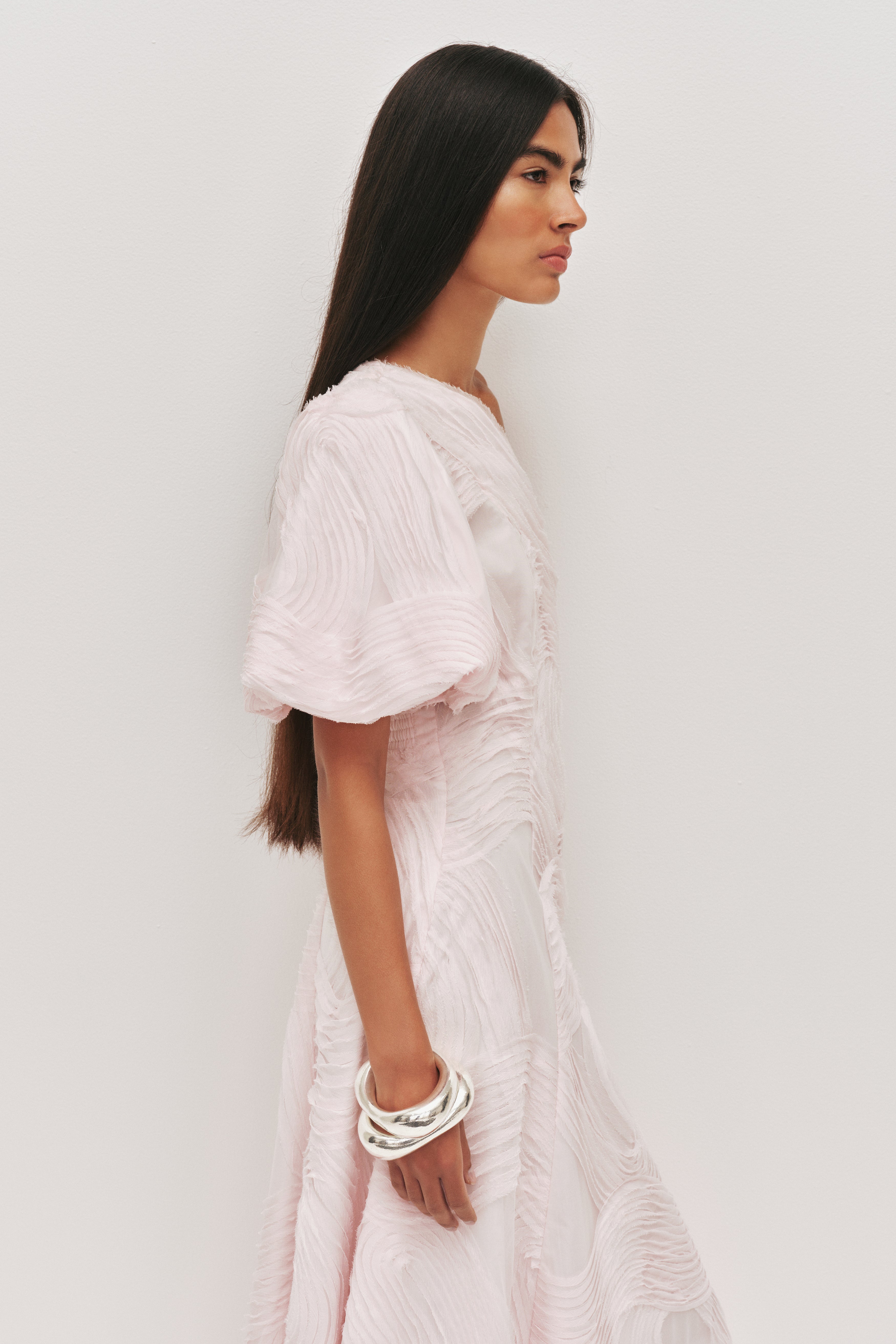 26CR5142_PSTL-PNK_5_1764817852