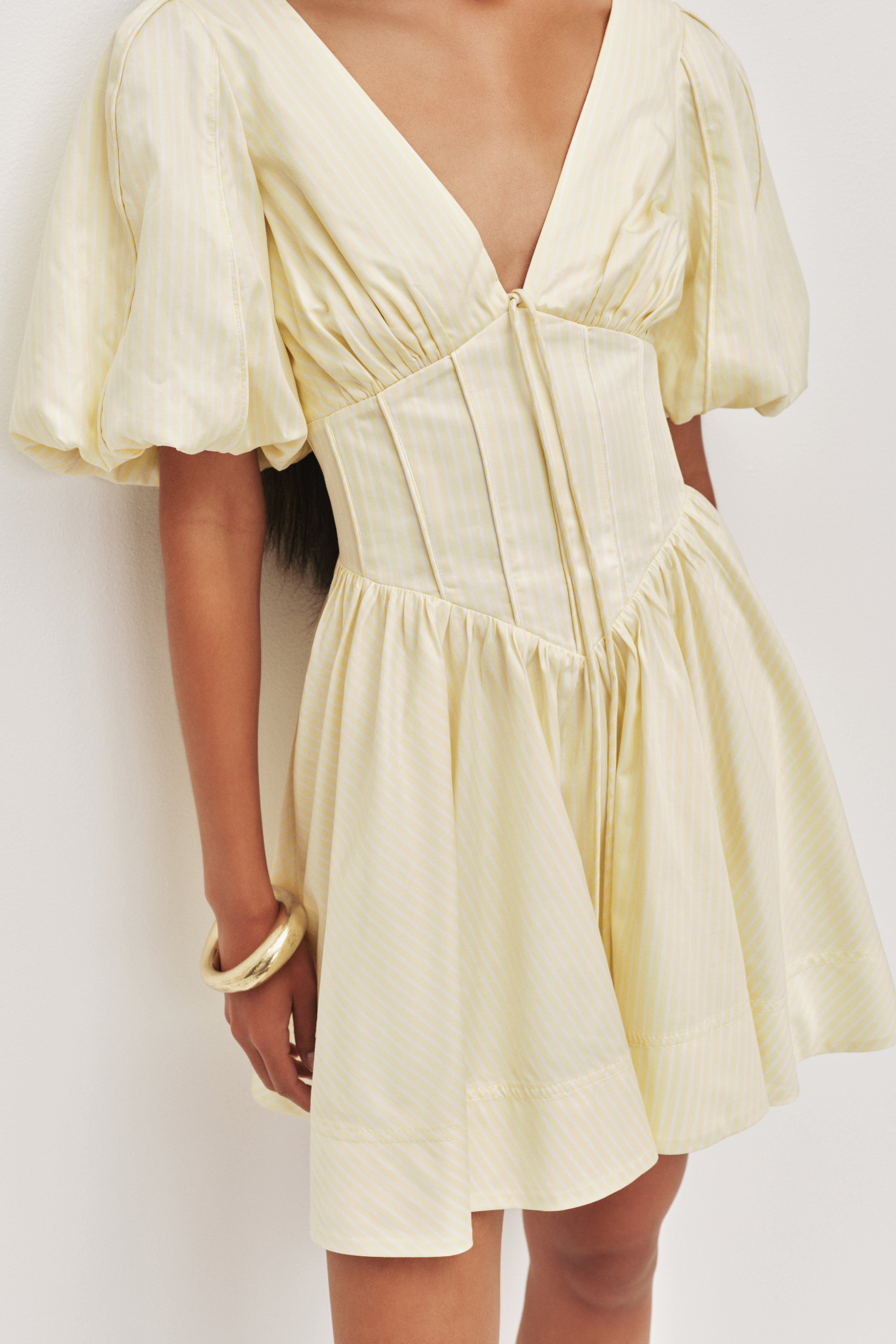 26CR5632_MU-SOLE_5_1766982747