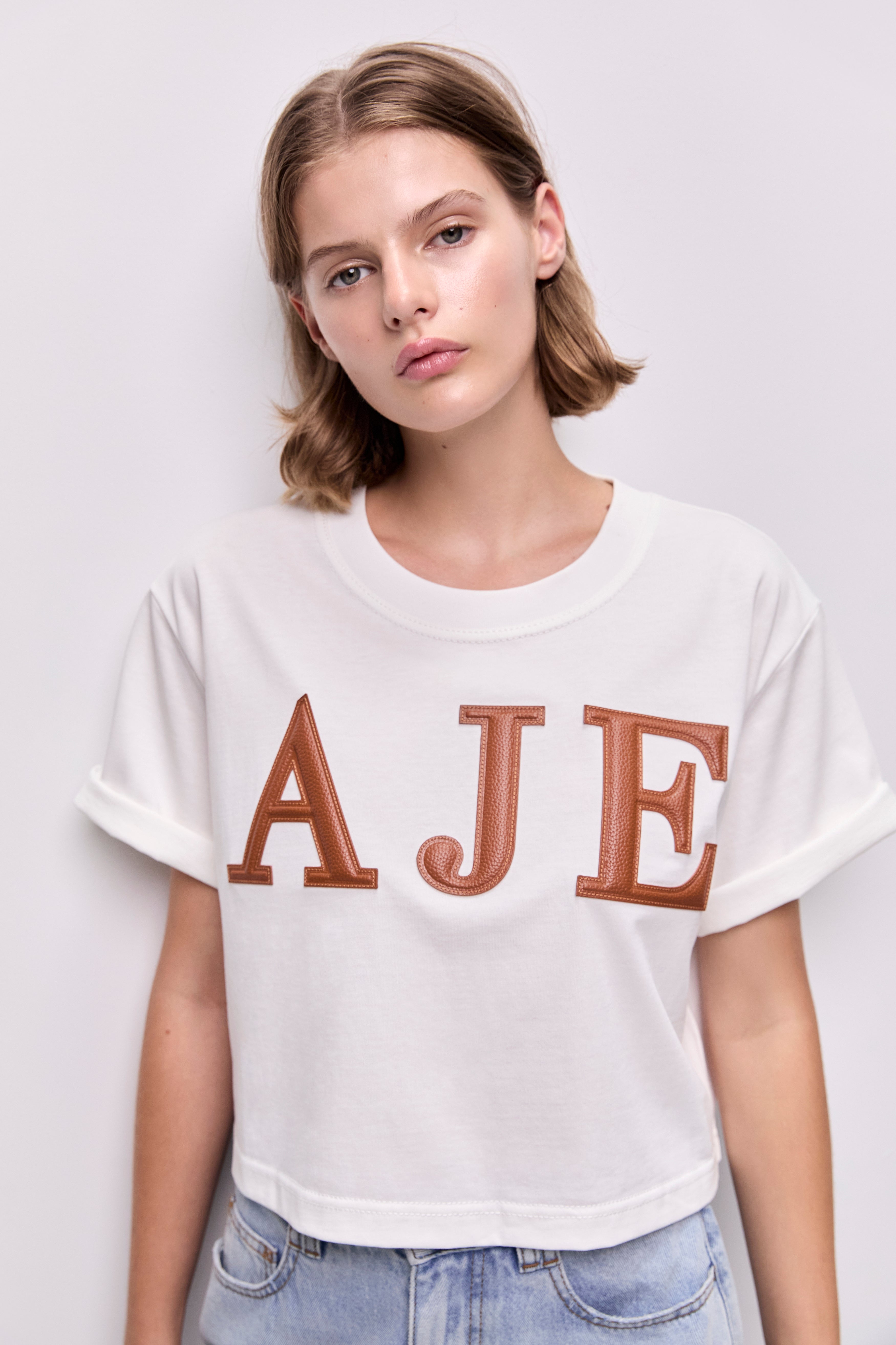 26PF1255_WHT-DTAN_4_1773876160