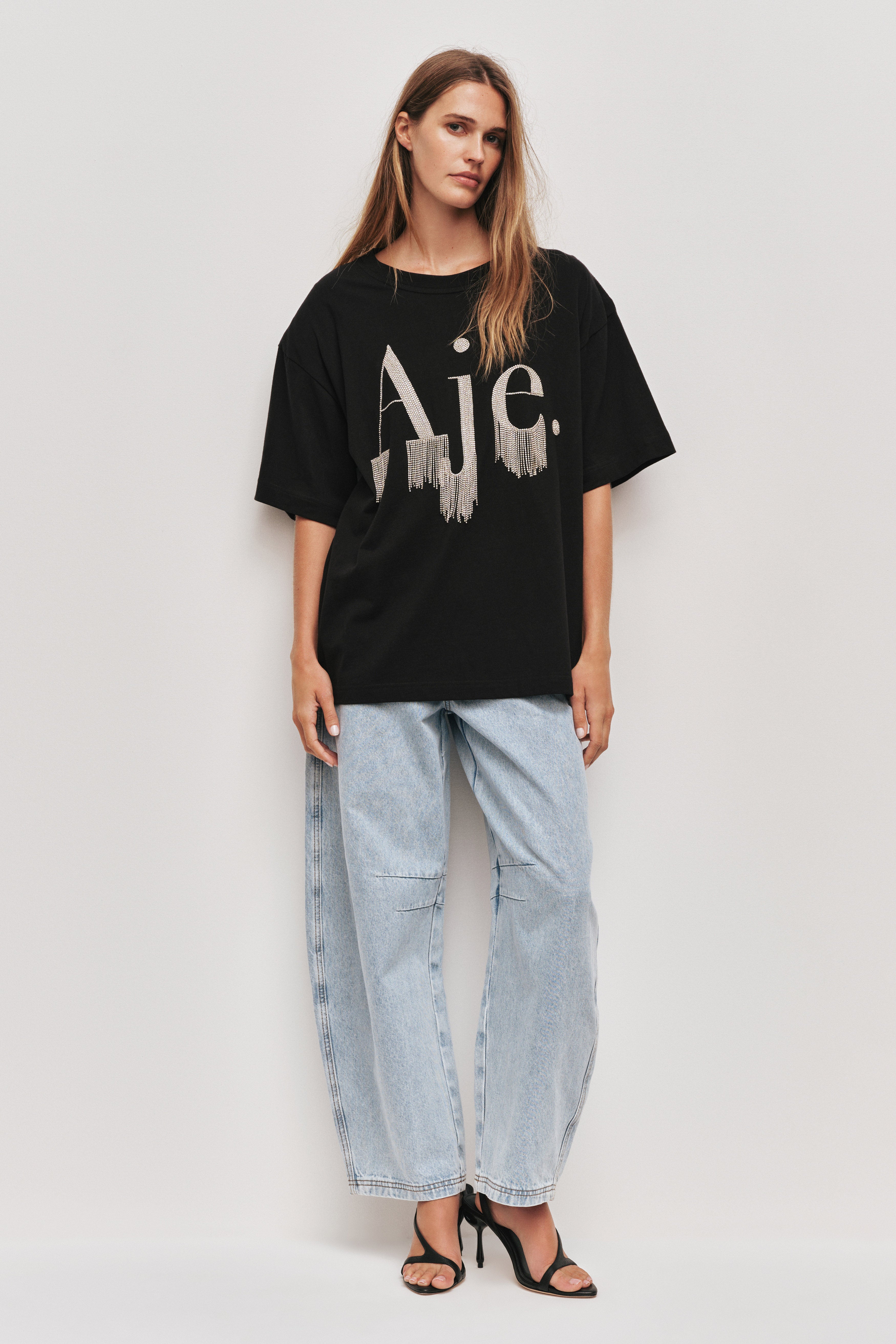 26RE1068_BLK_1_1759035236