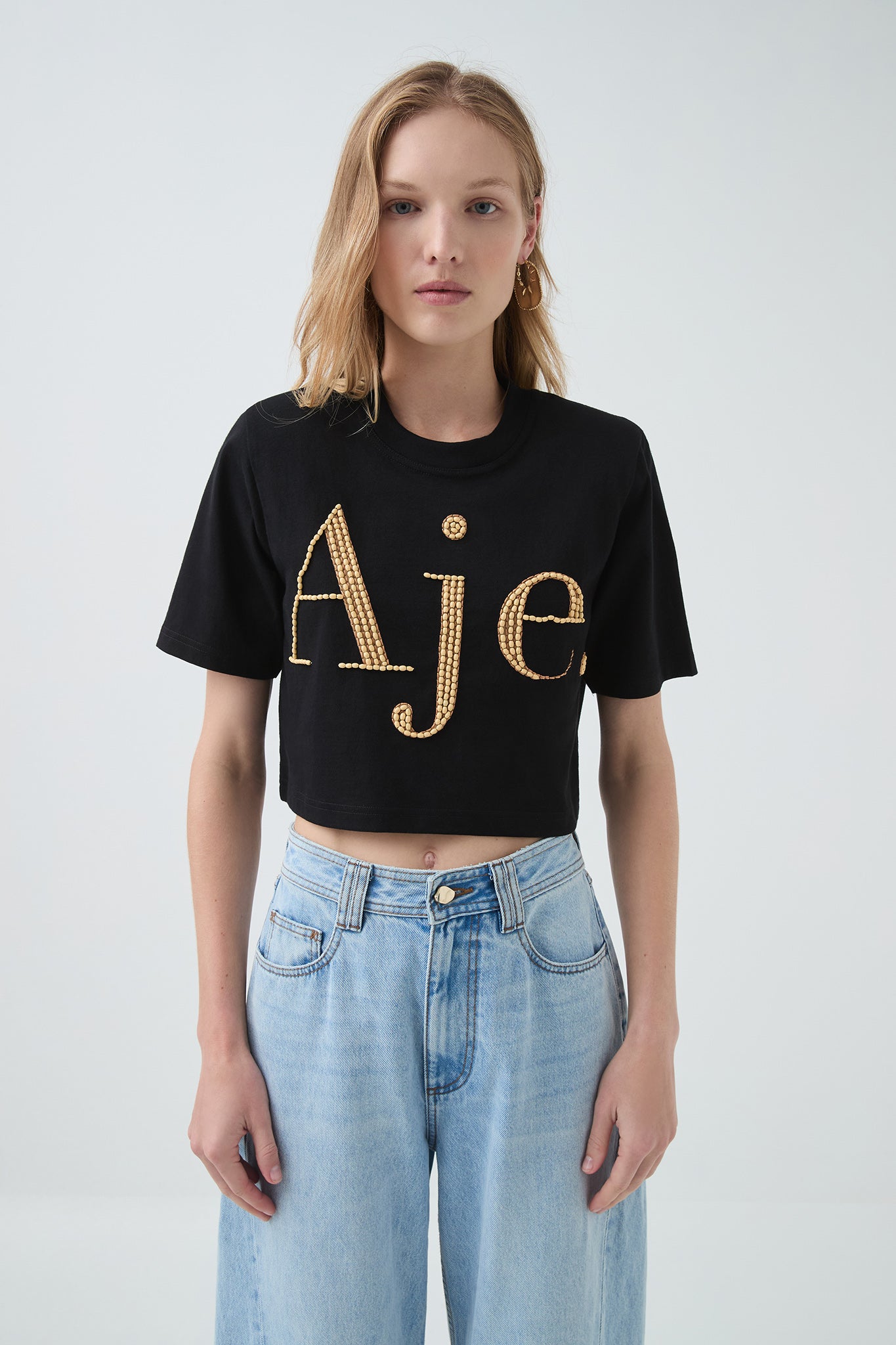 Arrow Cropped Tee