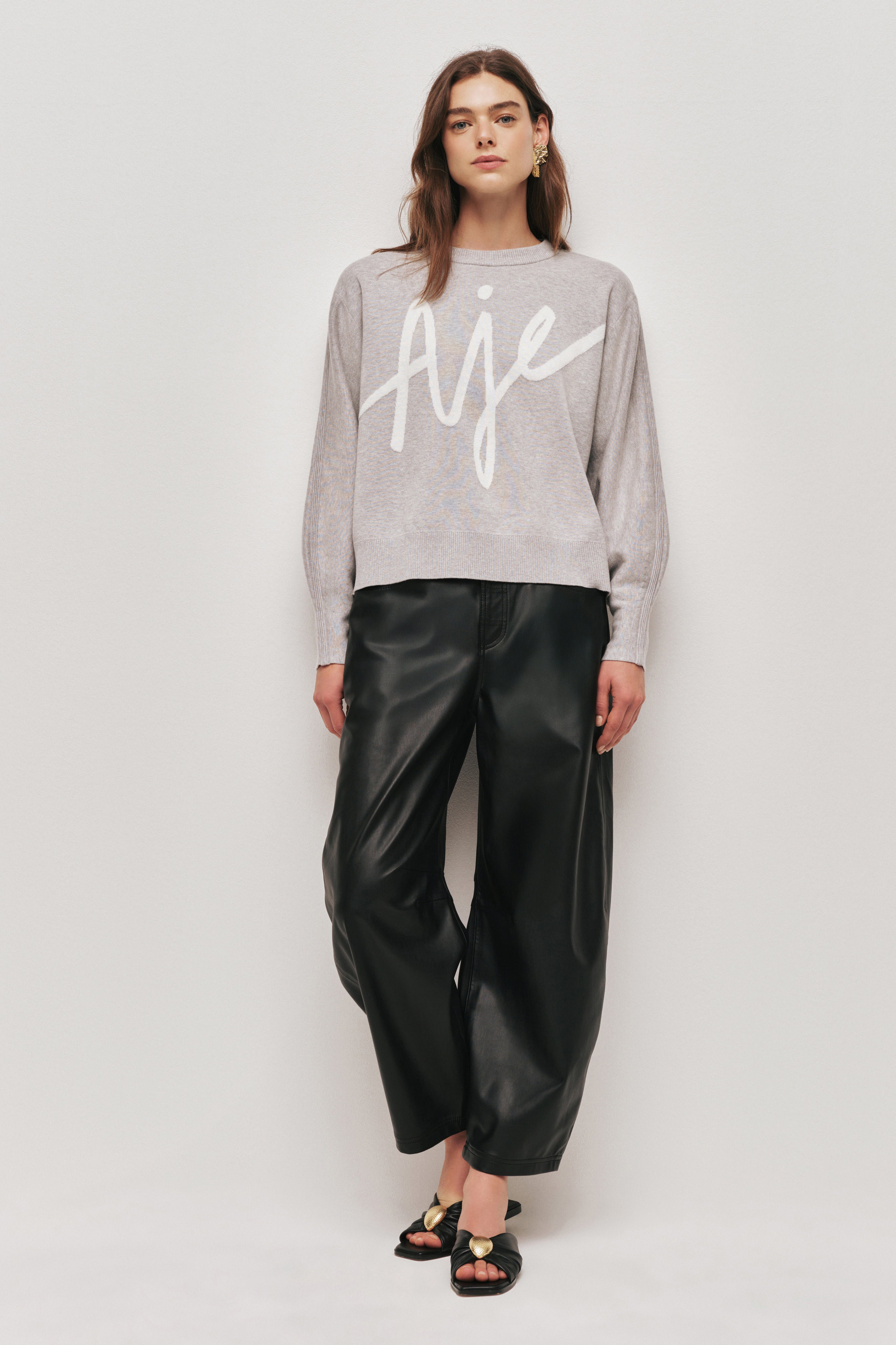 26RE1196_GRYM-IVY_1_1761448507