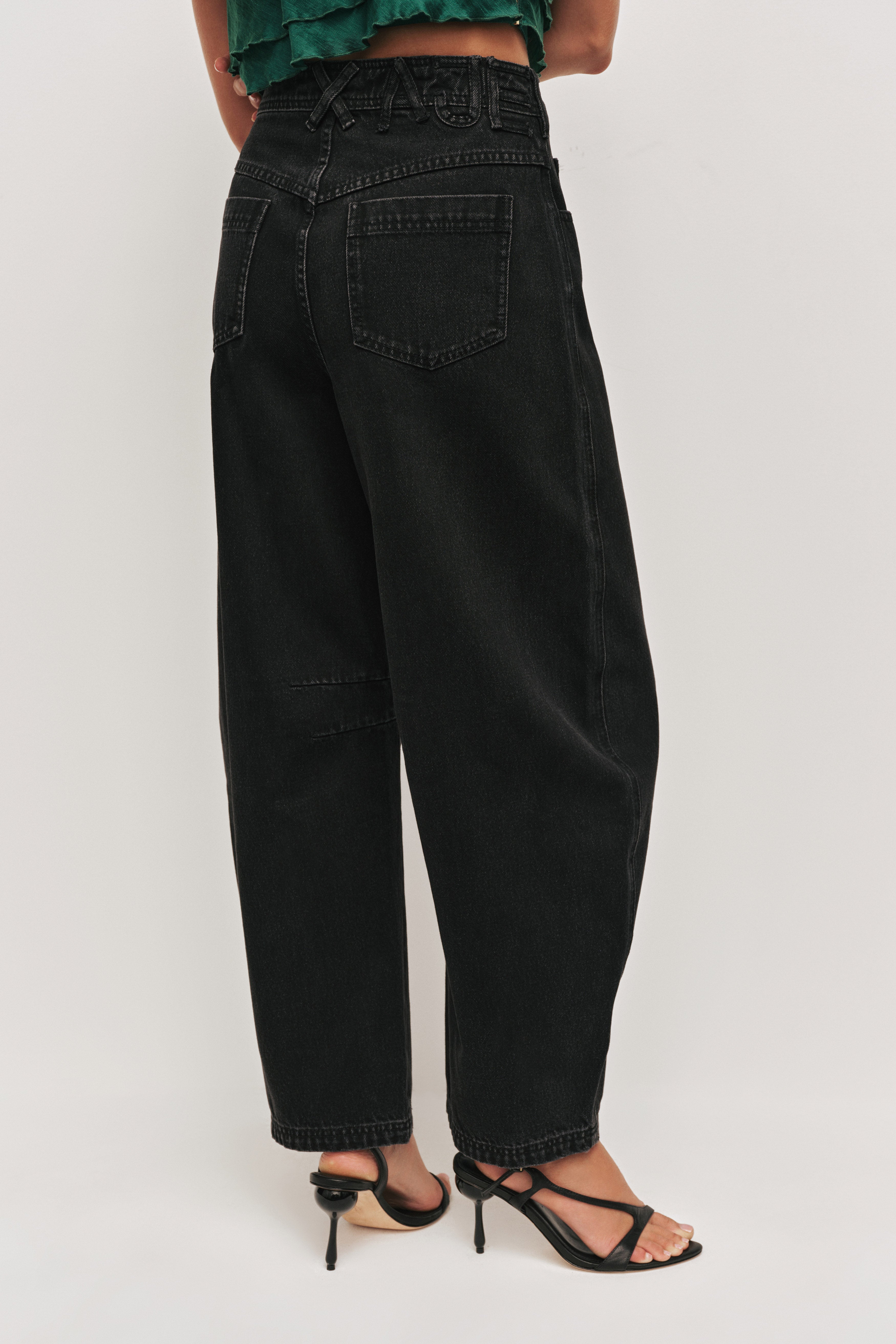 26RE3124_BLK-WSH_3_1759037649