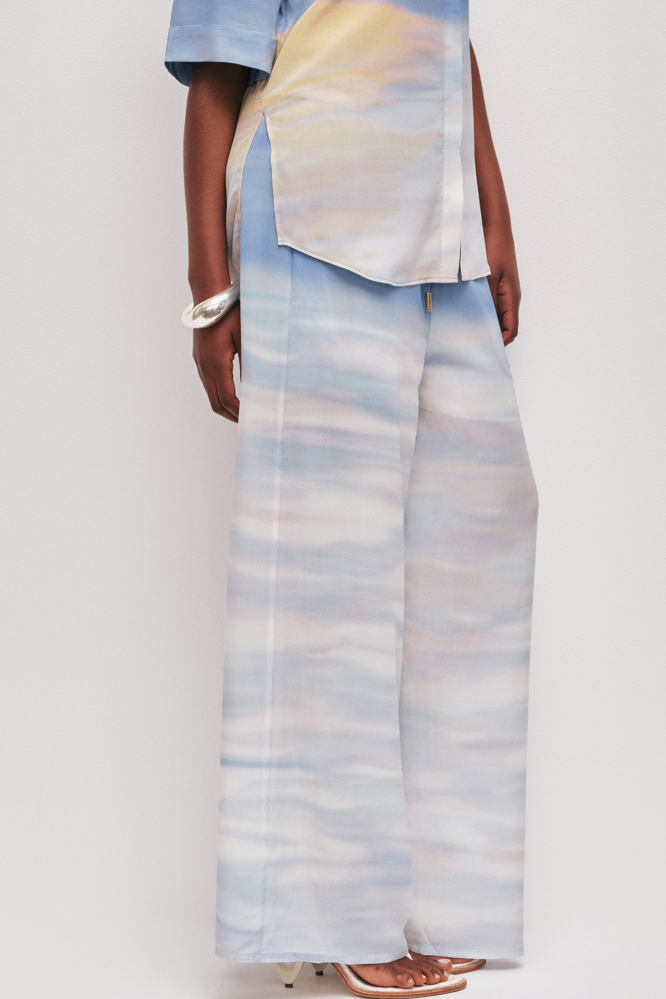 26RE3126_HRZN_5_1762668868