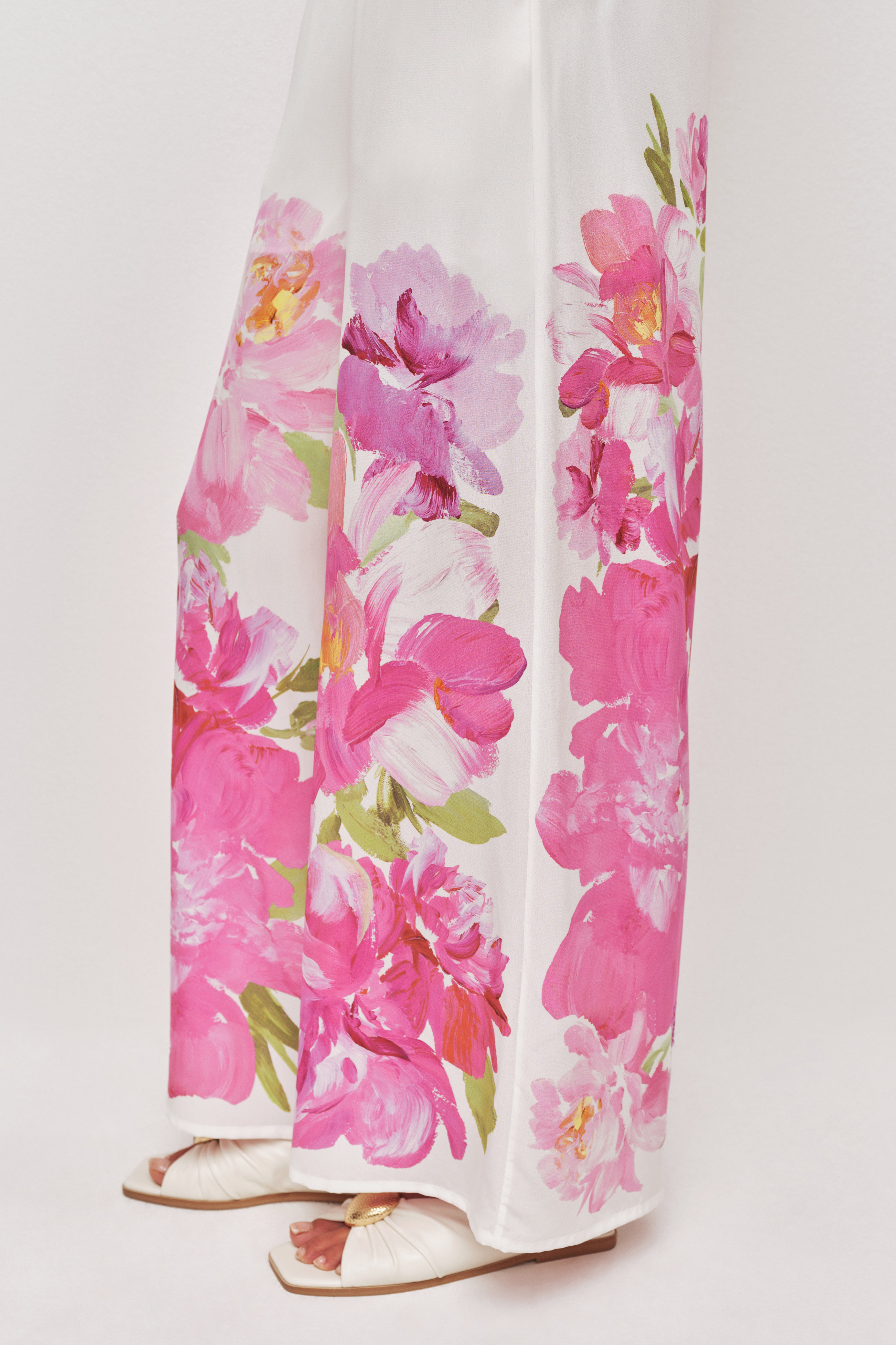 26RE3126_ROSA-BOLD-LIGHT_3_1760676653