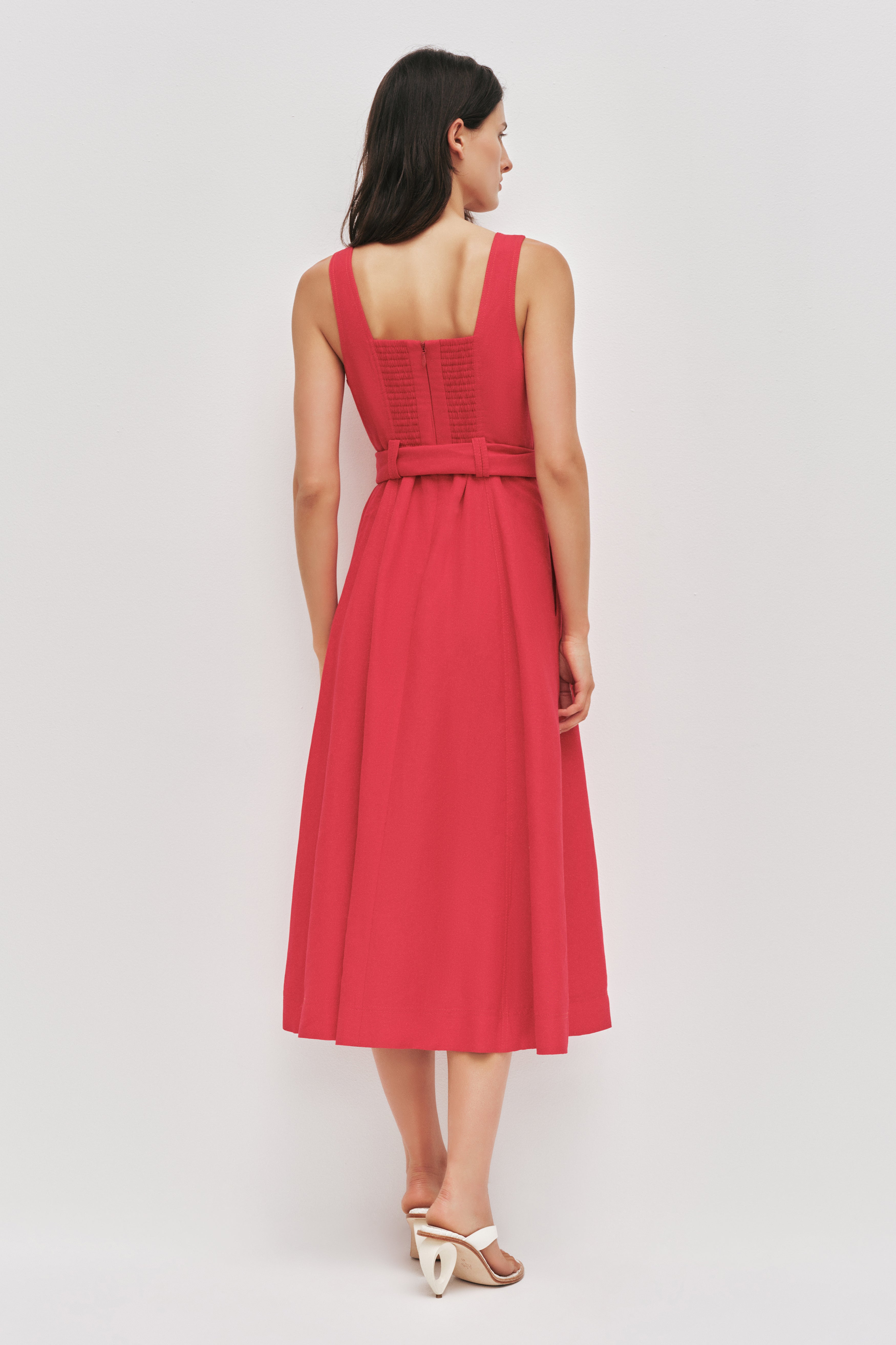 26RE5072_SCAR-RED_6_1764202766