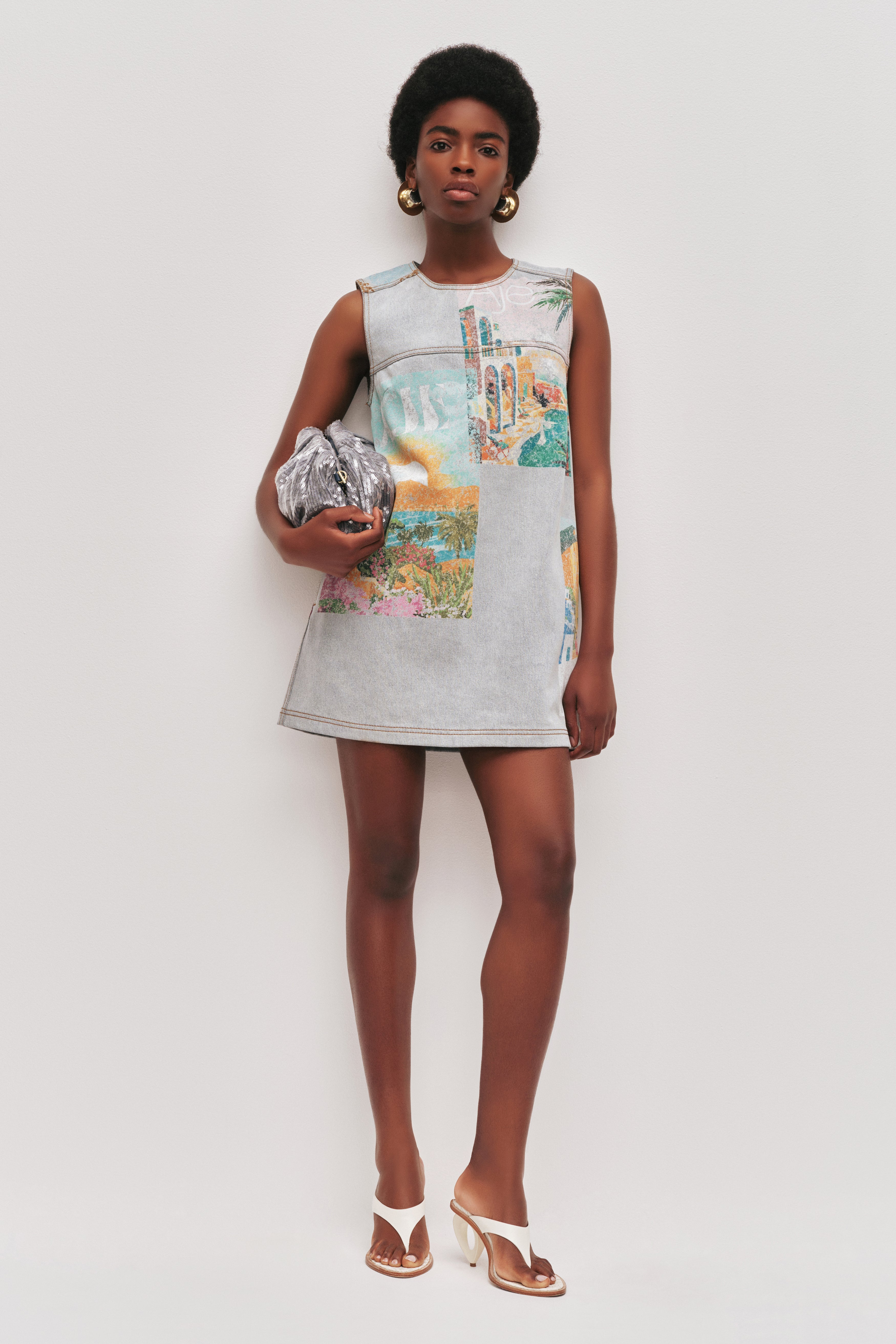 26RE5137_POSTCD-WSH_3_1762740229