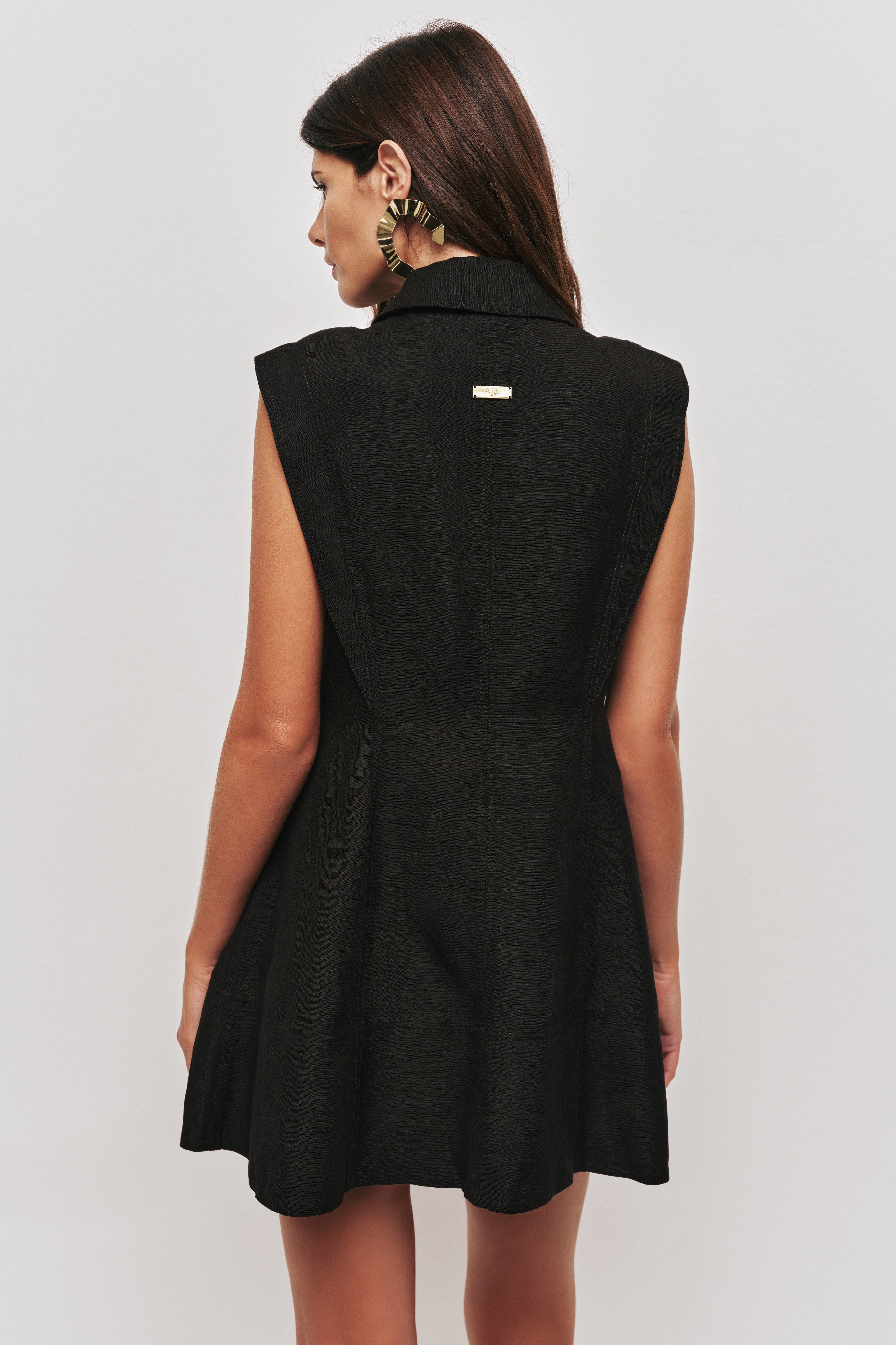 26RE5174_BLACK_5_1760580257