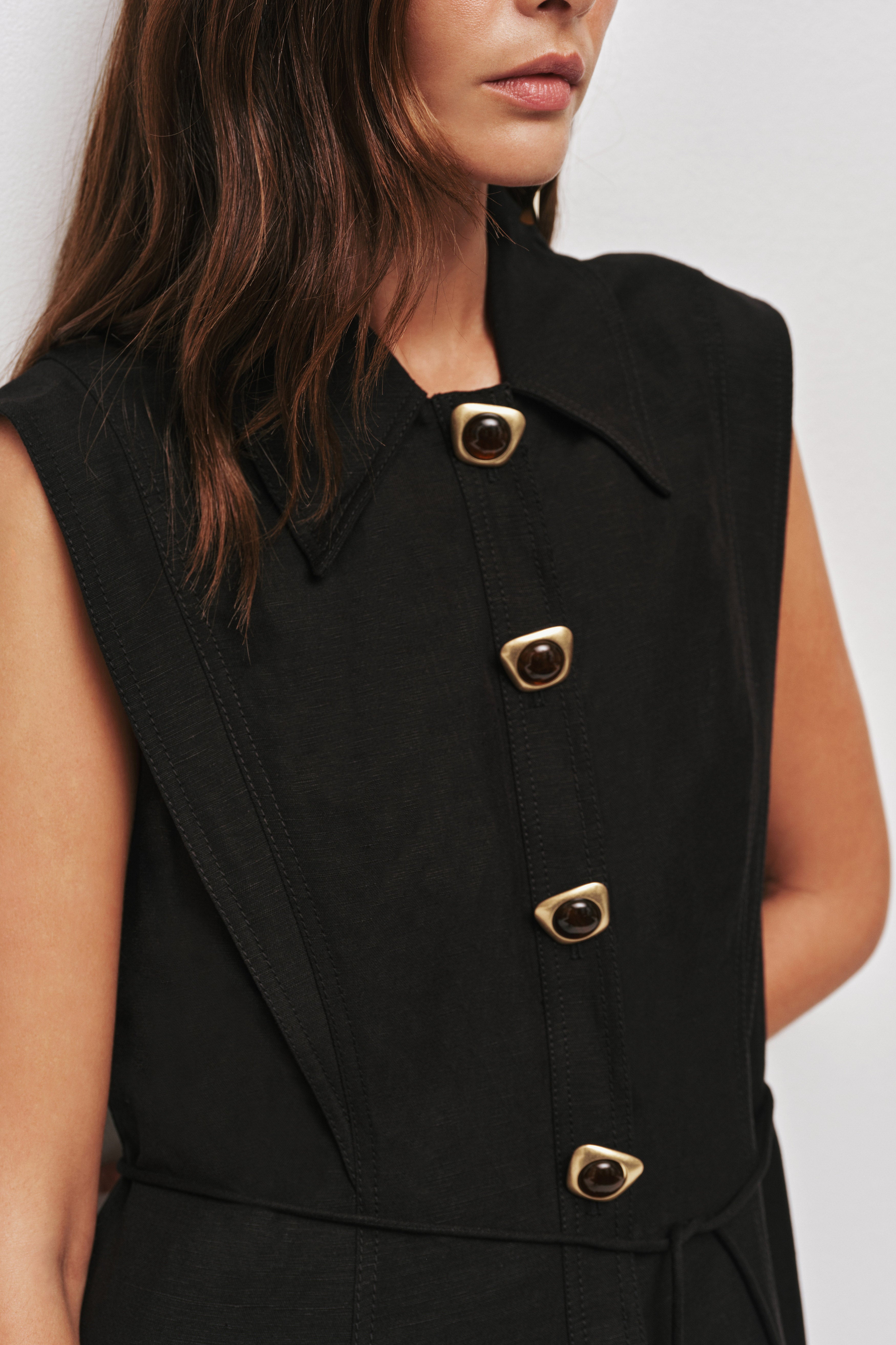 26RE5291_BLACK_5_1760580230