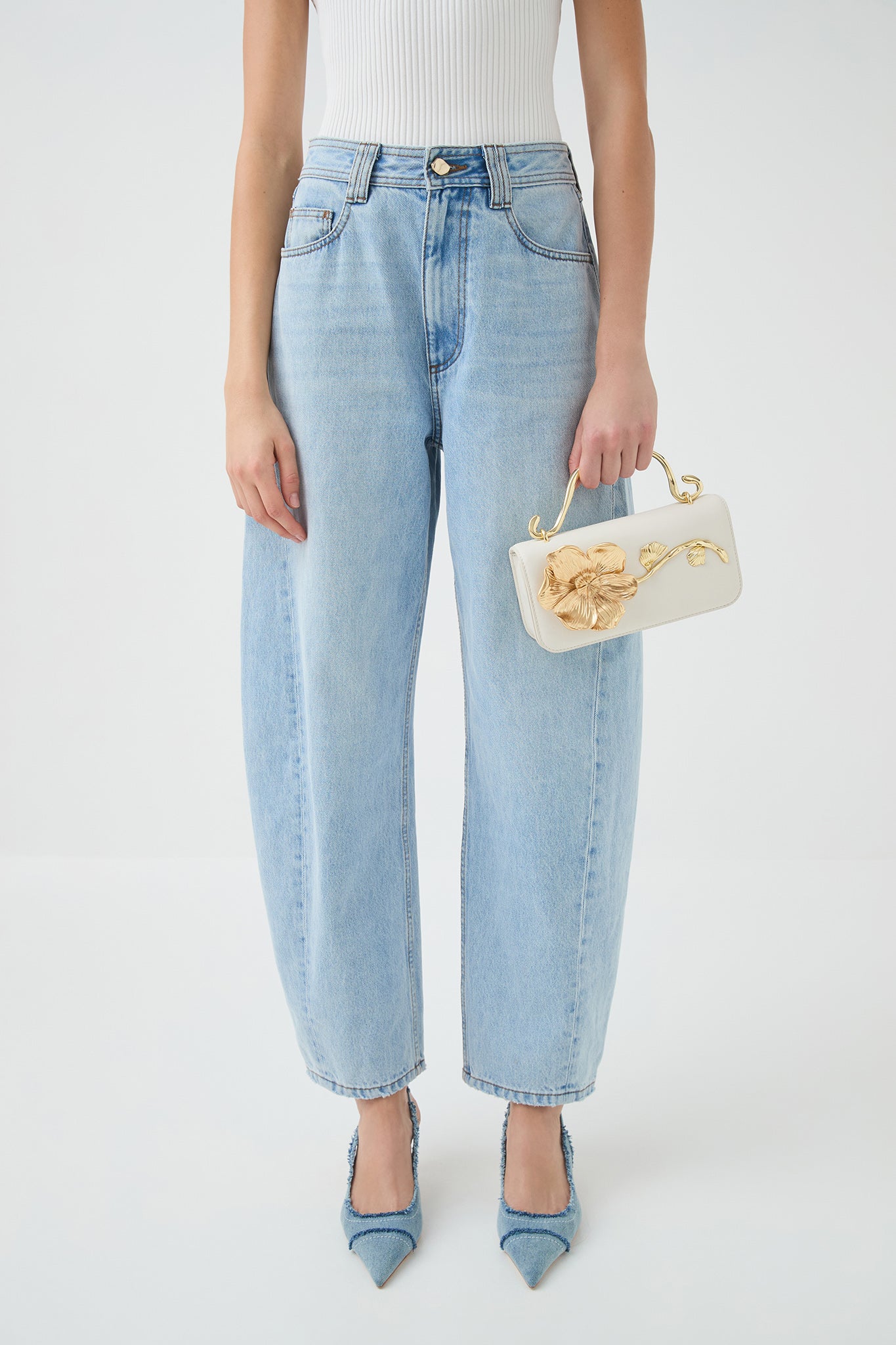 Celeste Flower Clutch