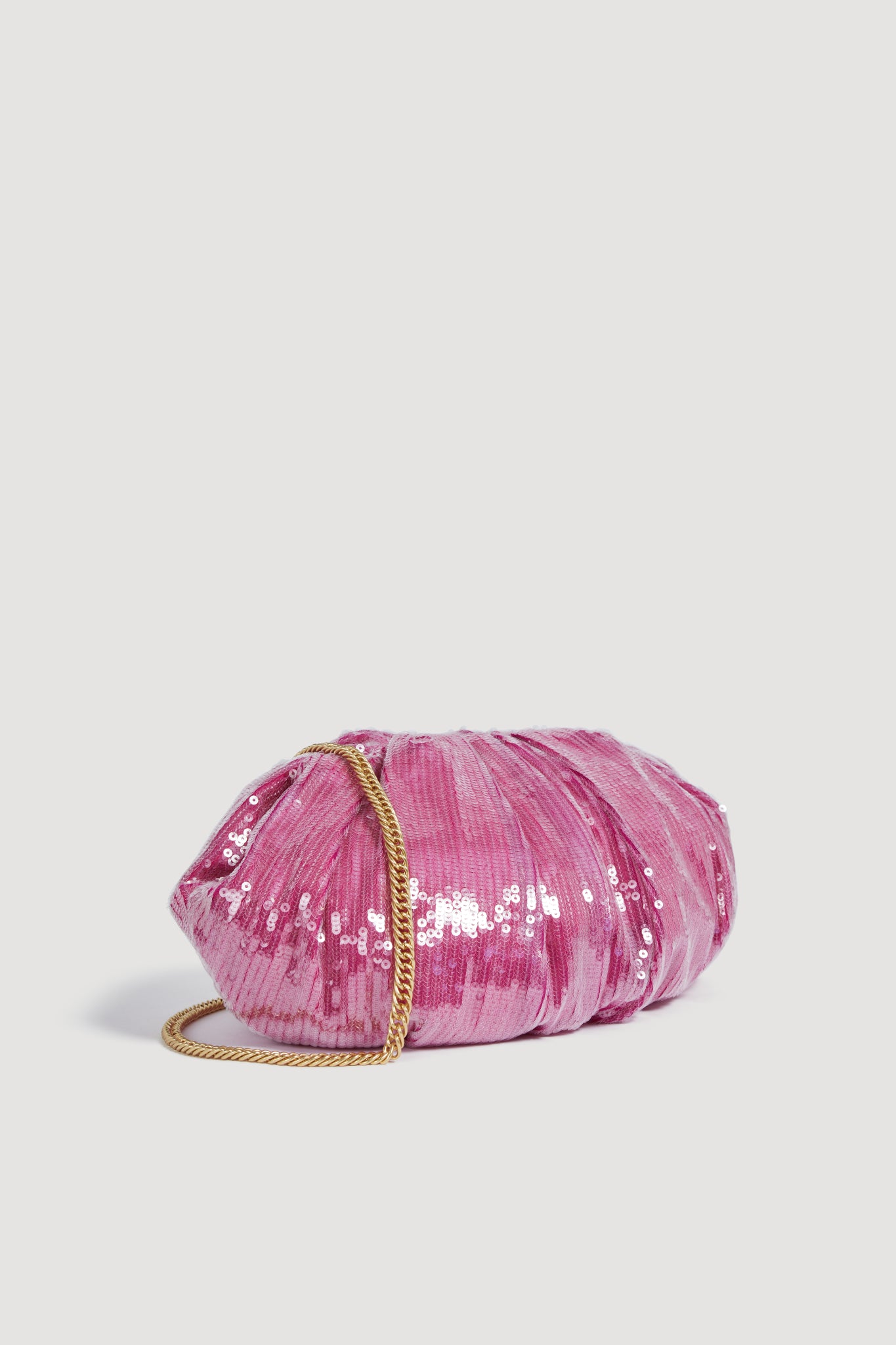 26RE6815_MGNTA_4_1763420231