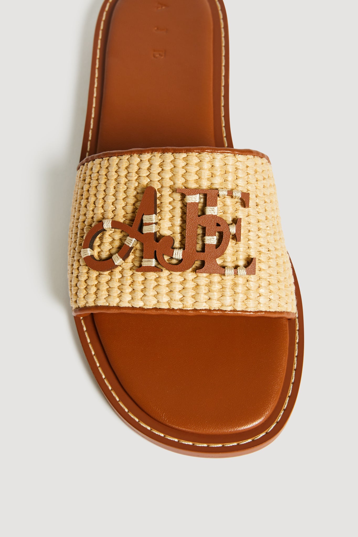 26RE7398_NAT-CNM_3_1761285732