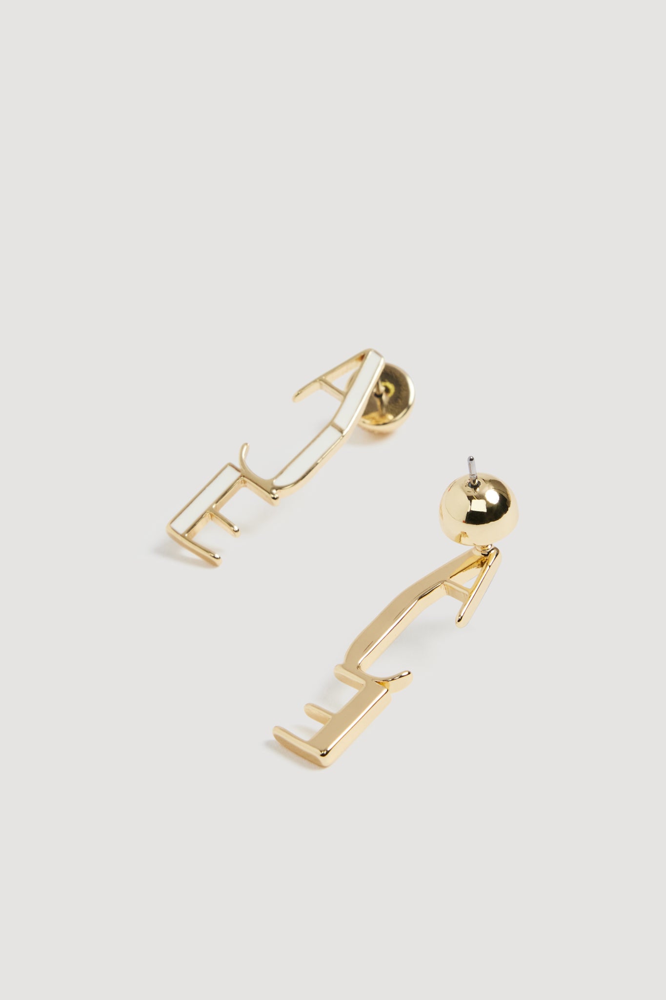 26RE9445_GLD-WHT_3_1758720988