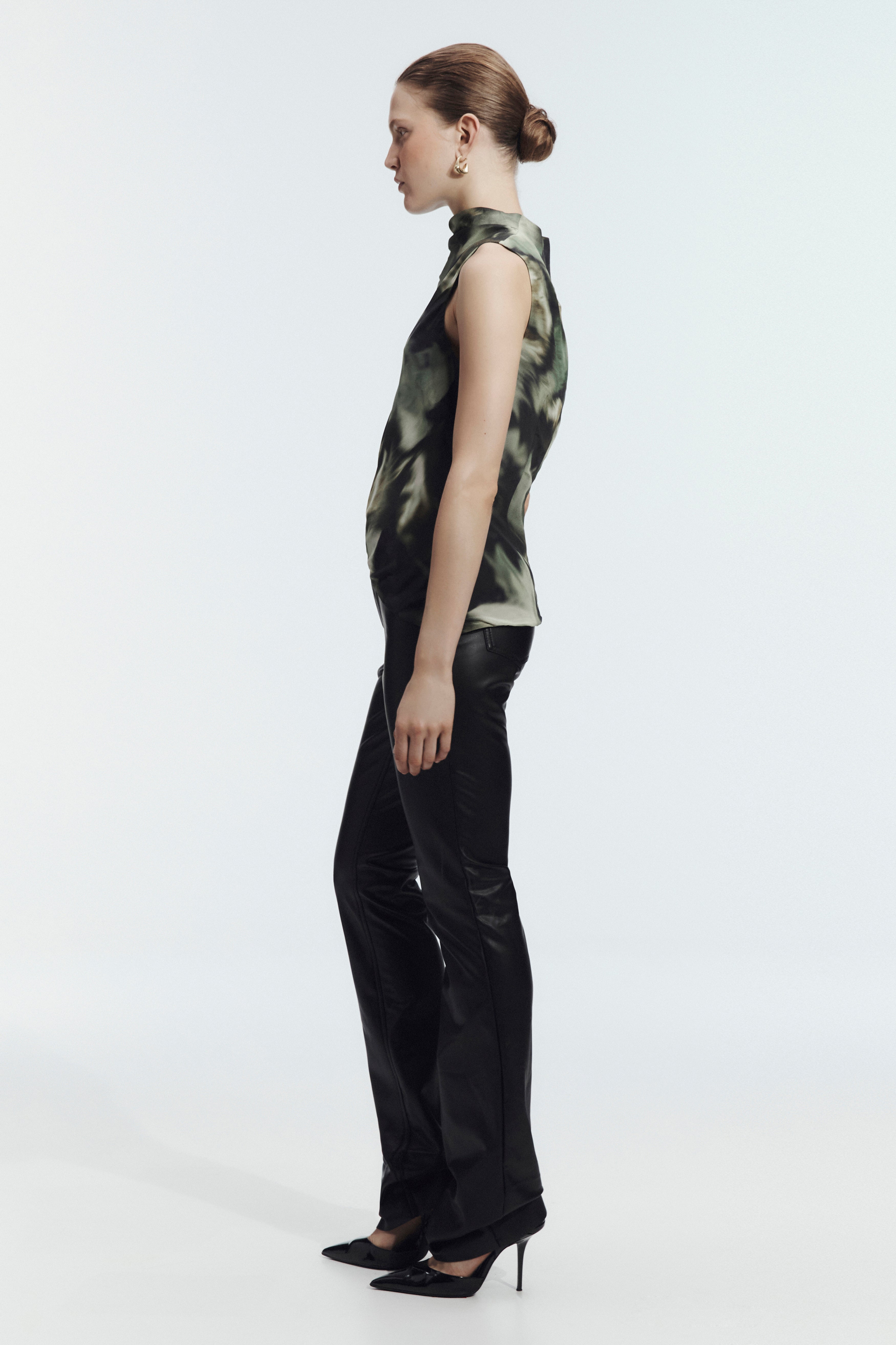 26SS1731_INK-ST_5_1784261958