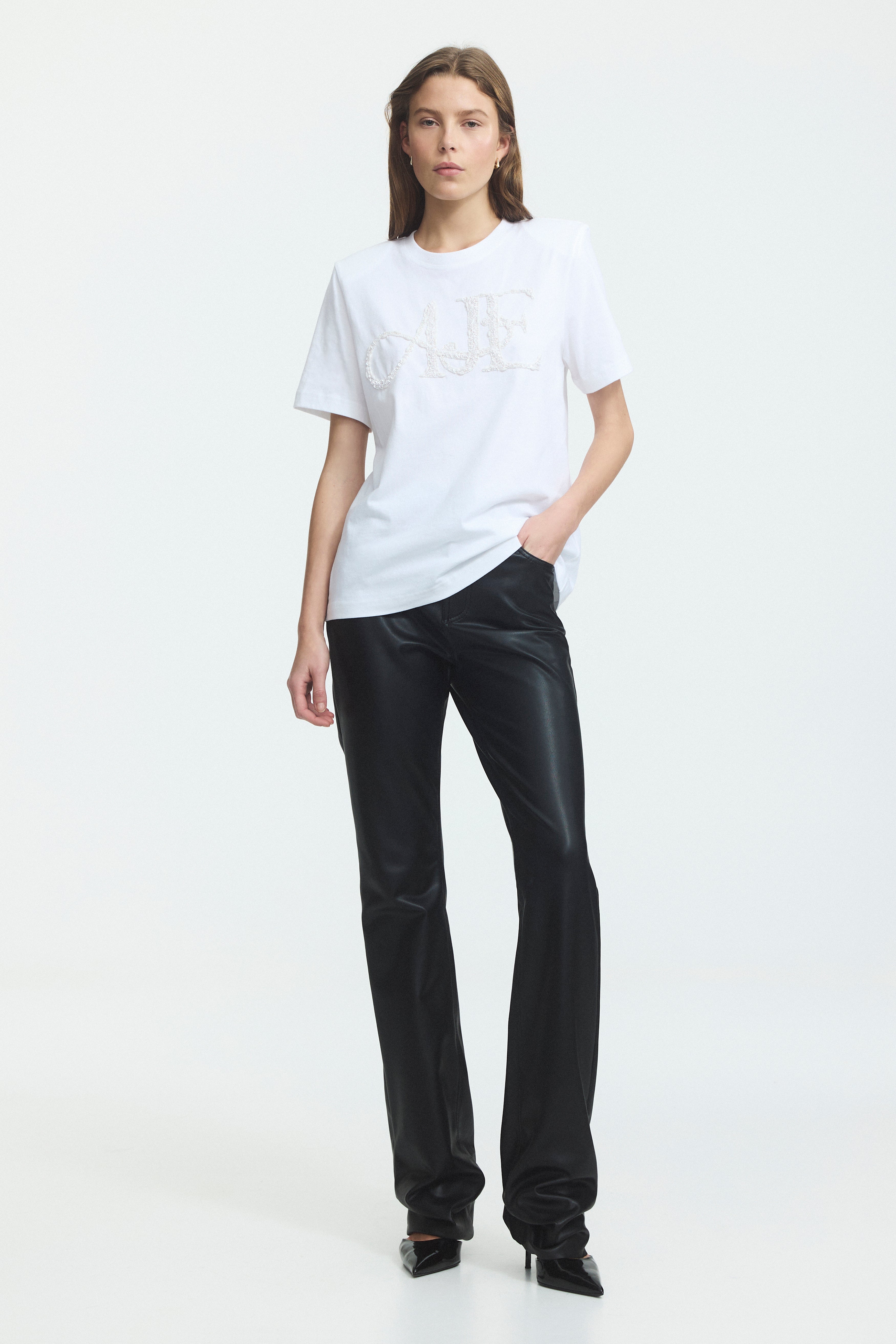 26SS1741_WHT-WHT_1_1783403417
