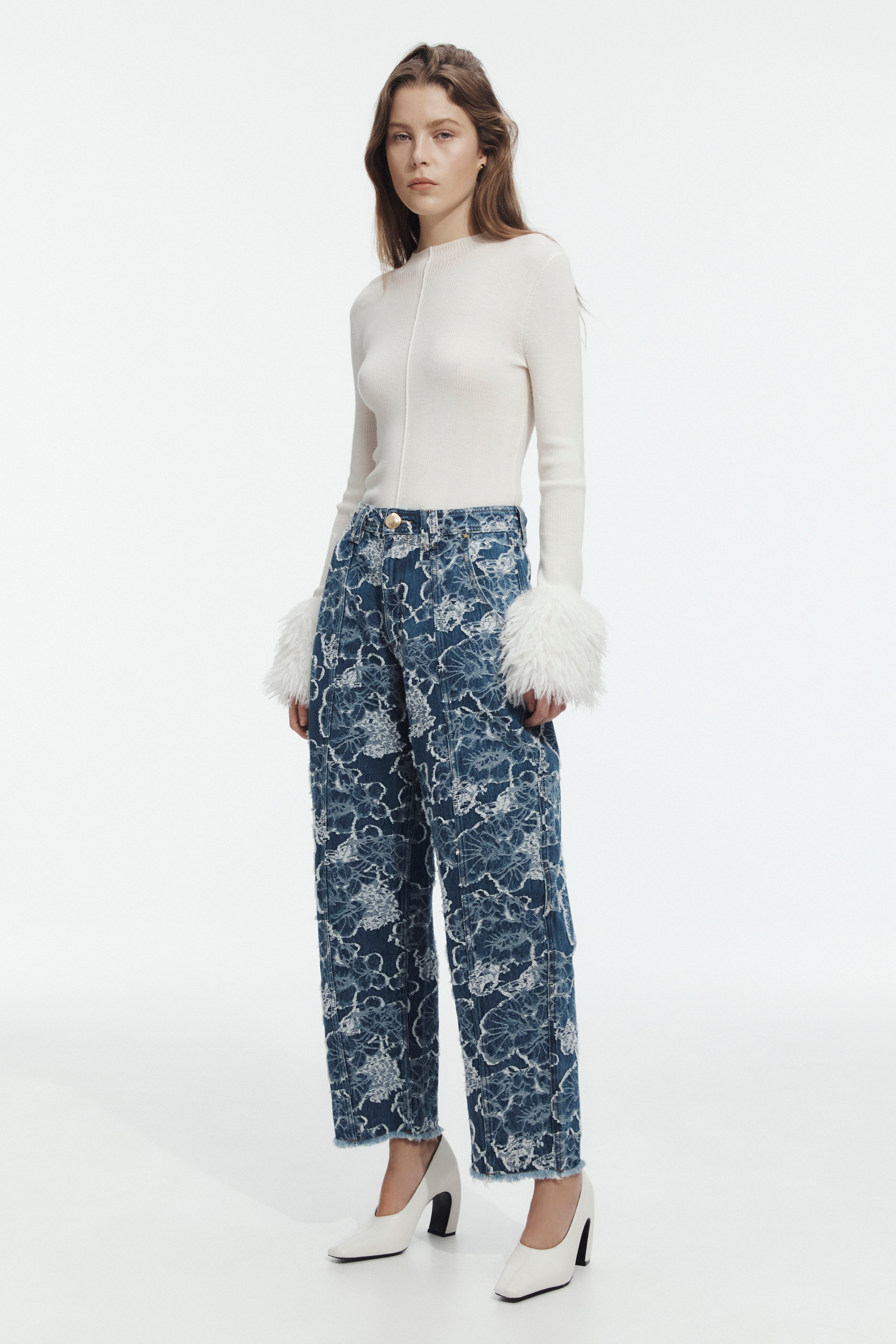 Arlo Jacquard Barrel Jean