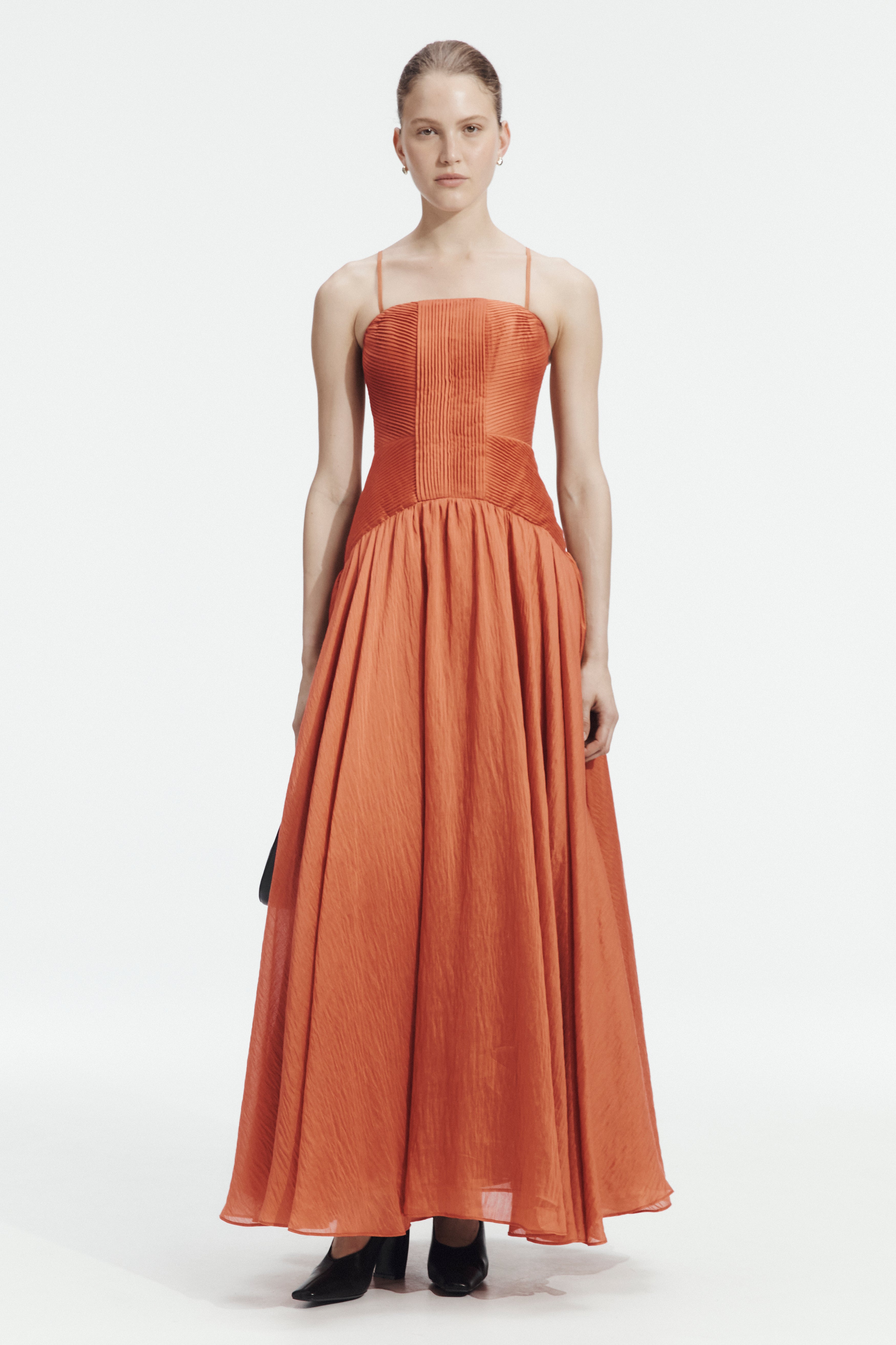 Contour Gown