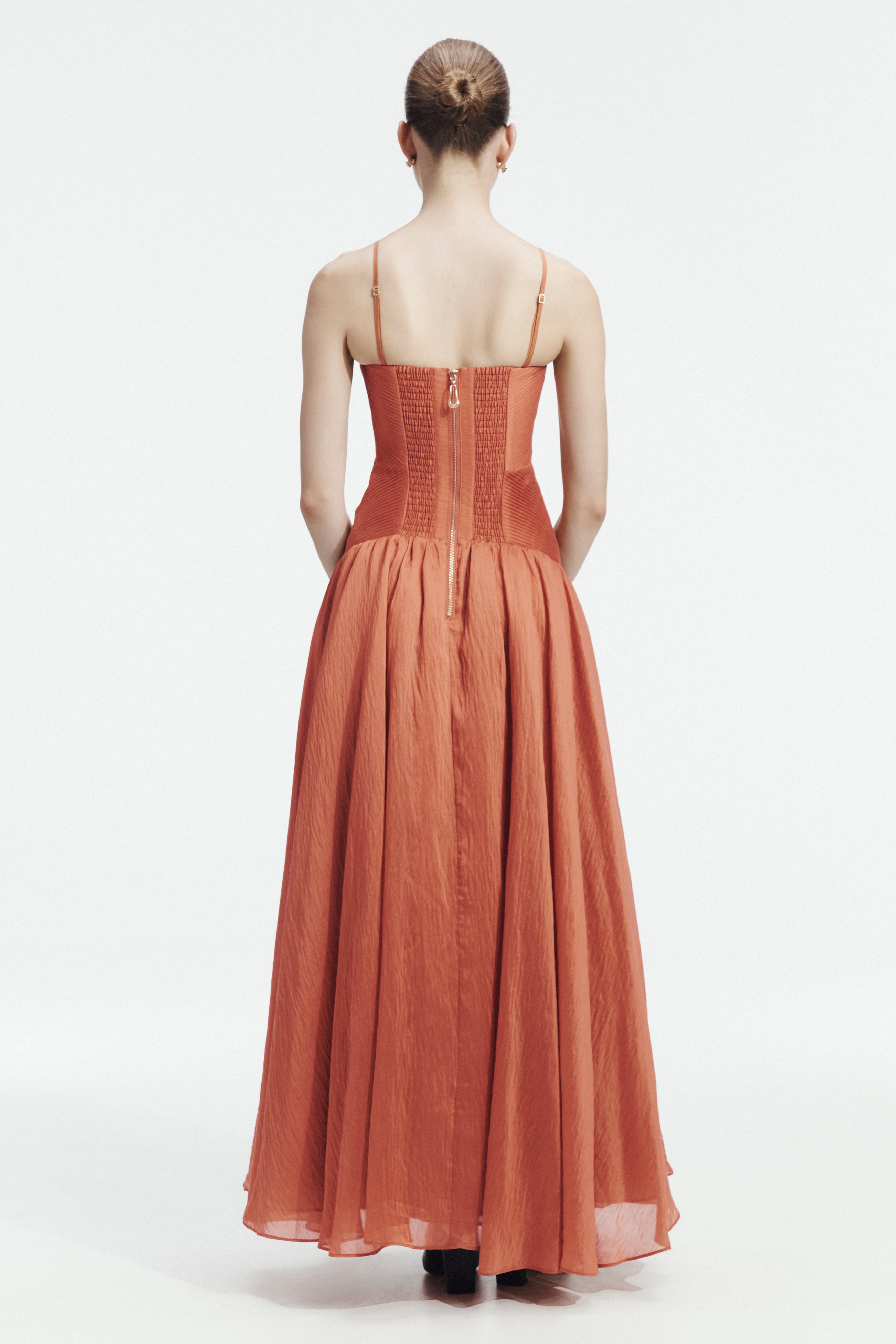 Contour Gown