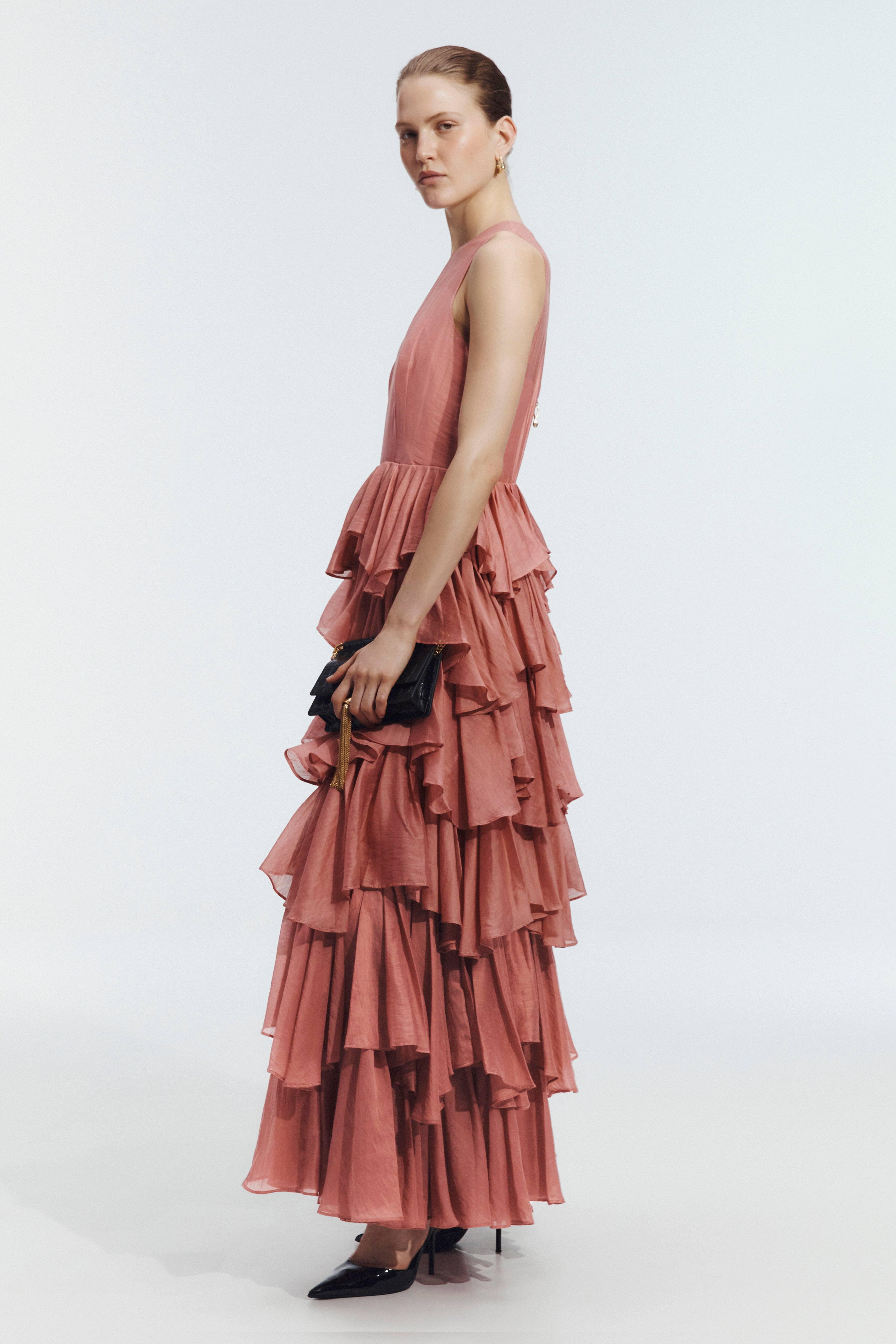 Isodole Gown