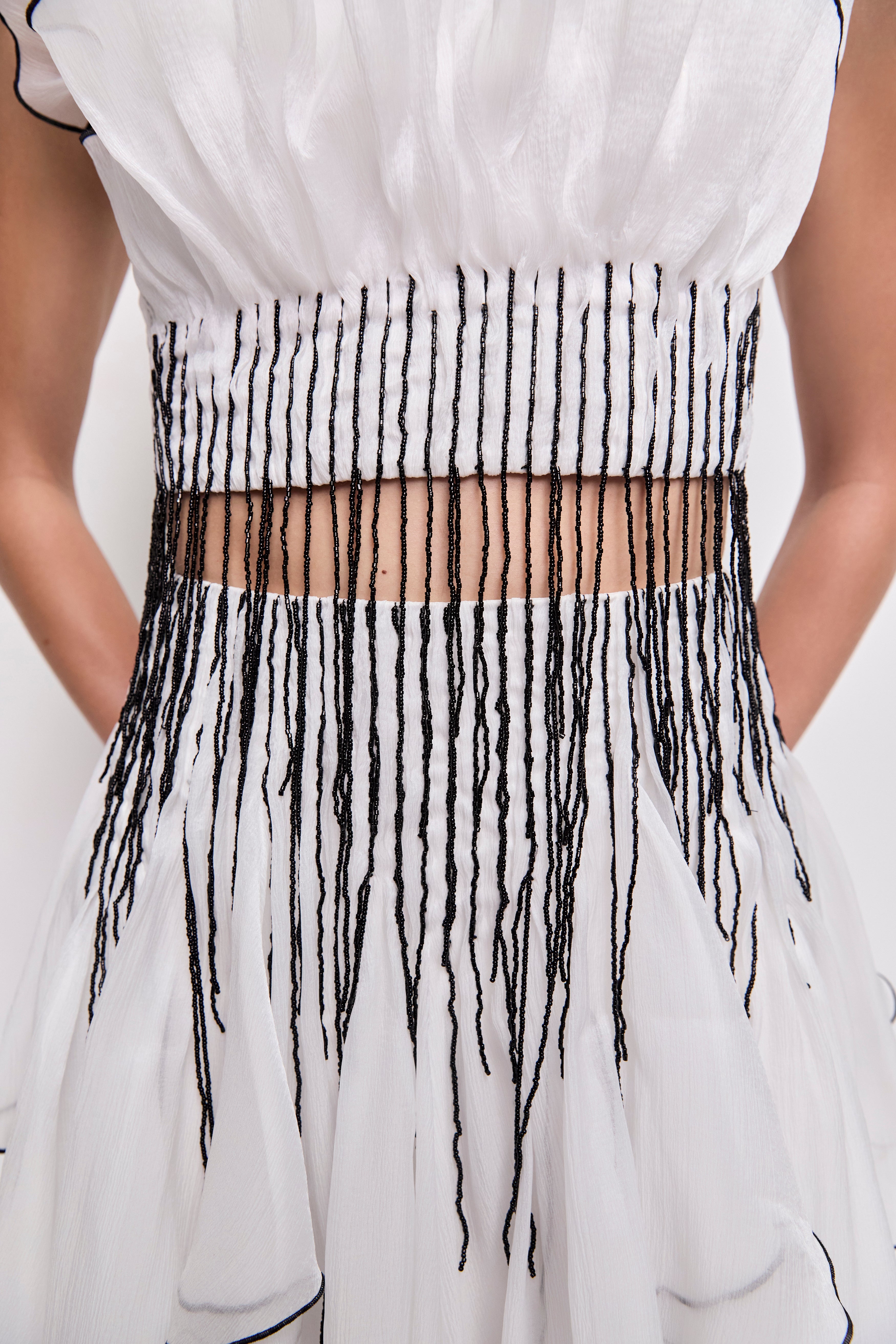 26SU1128_IVRY_4_1772494950