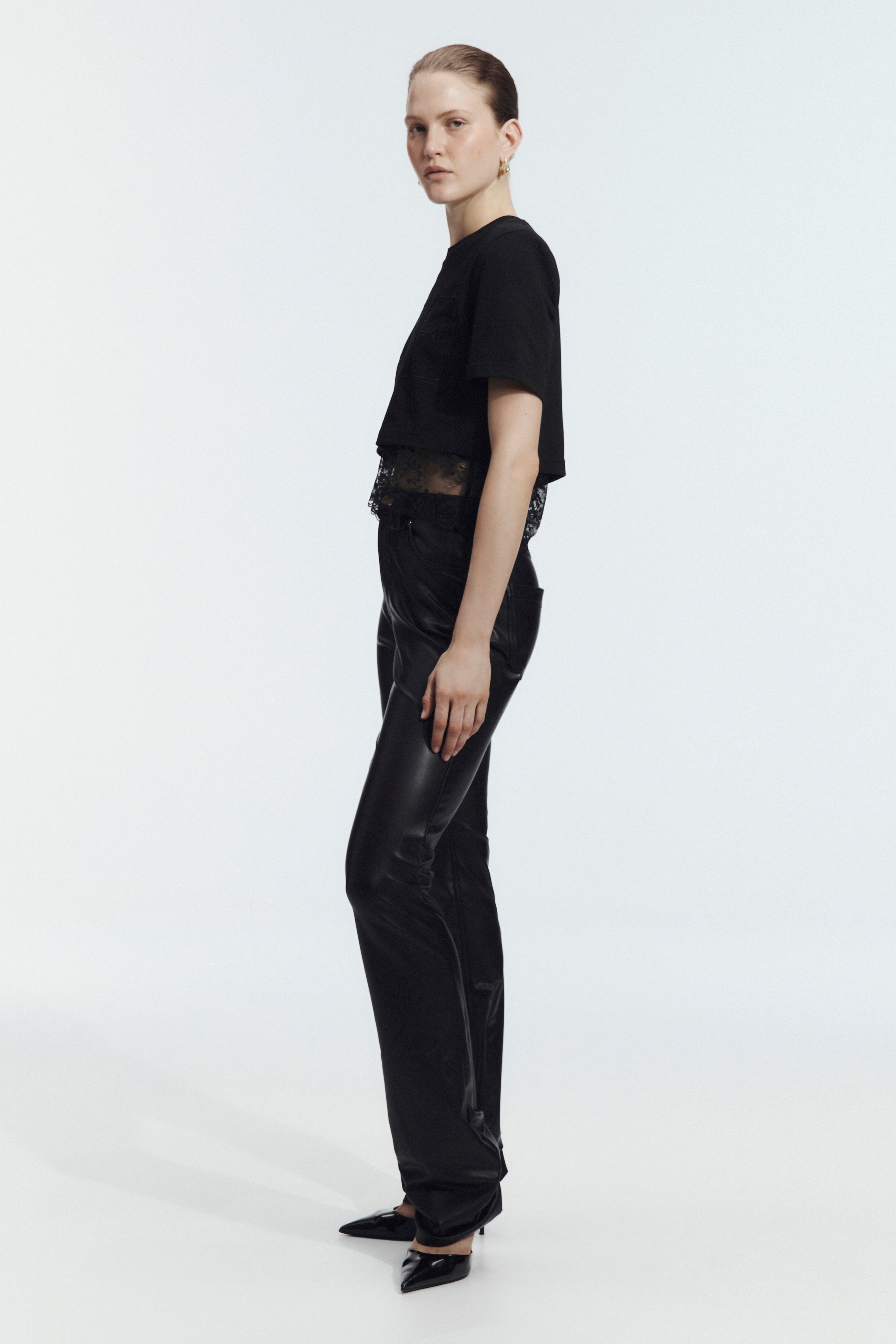 Kayla Lace Underlay Crop Tee