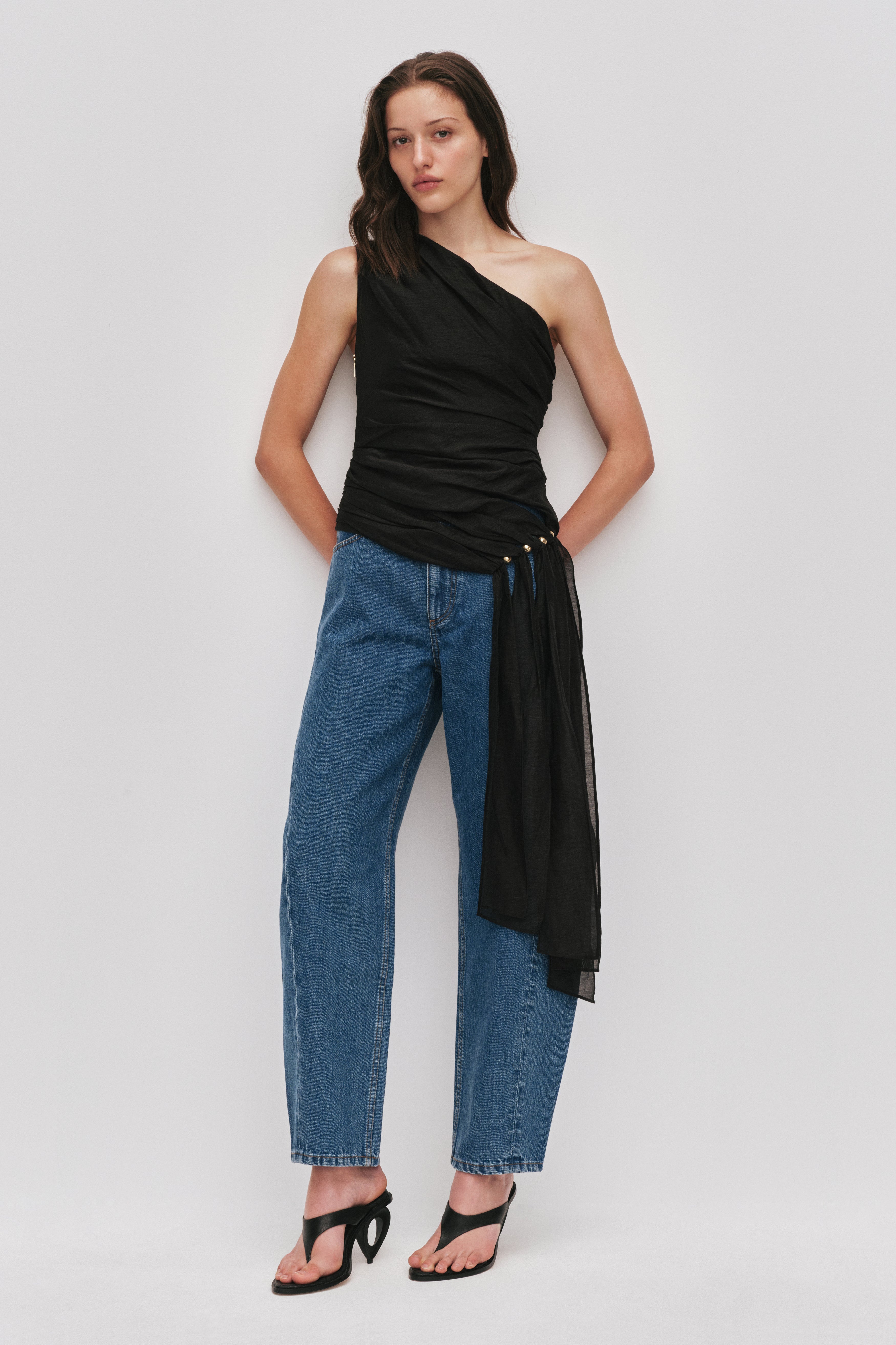 26SU1480_BLK_1_1770596147