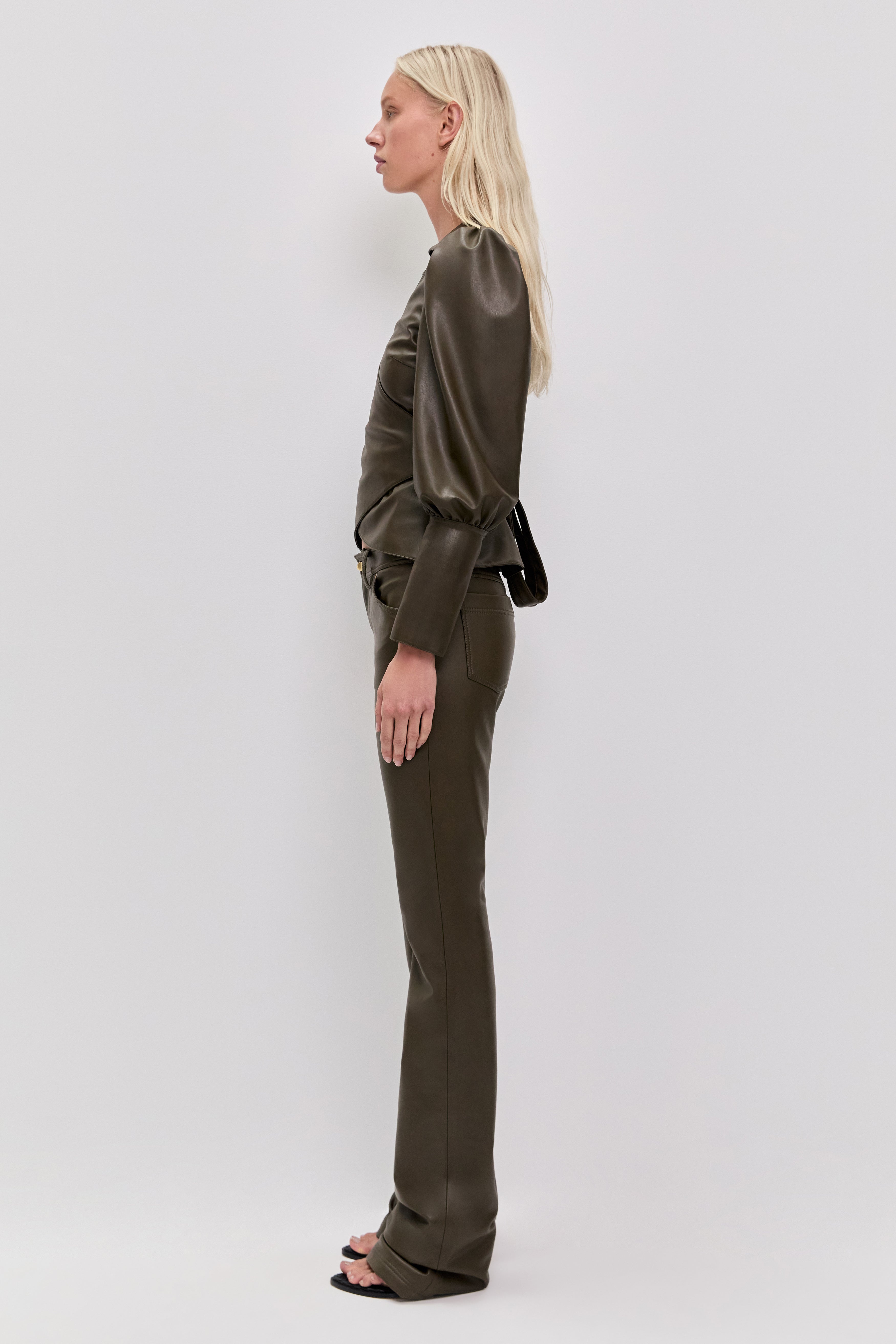 26SU1498_KHA_6_1771468337