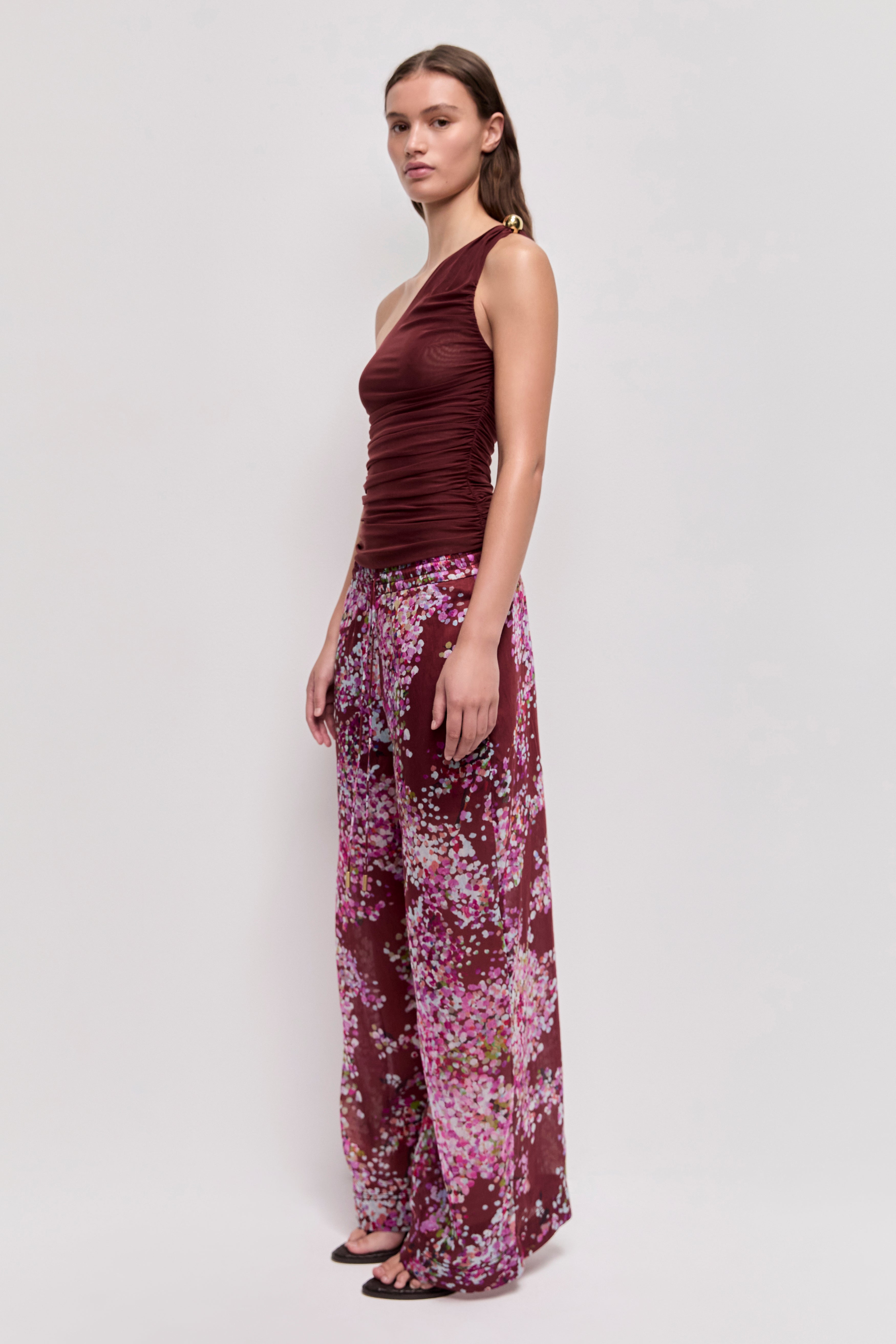 26SU1511_MHGNY_5_1772162892