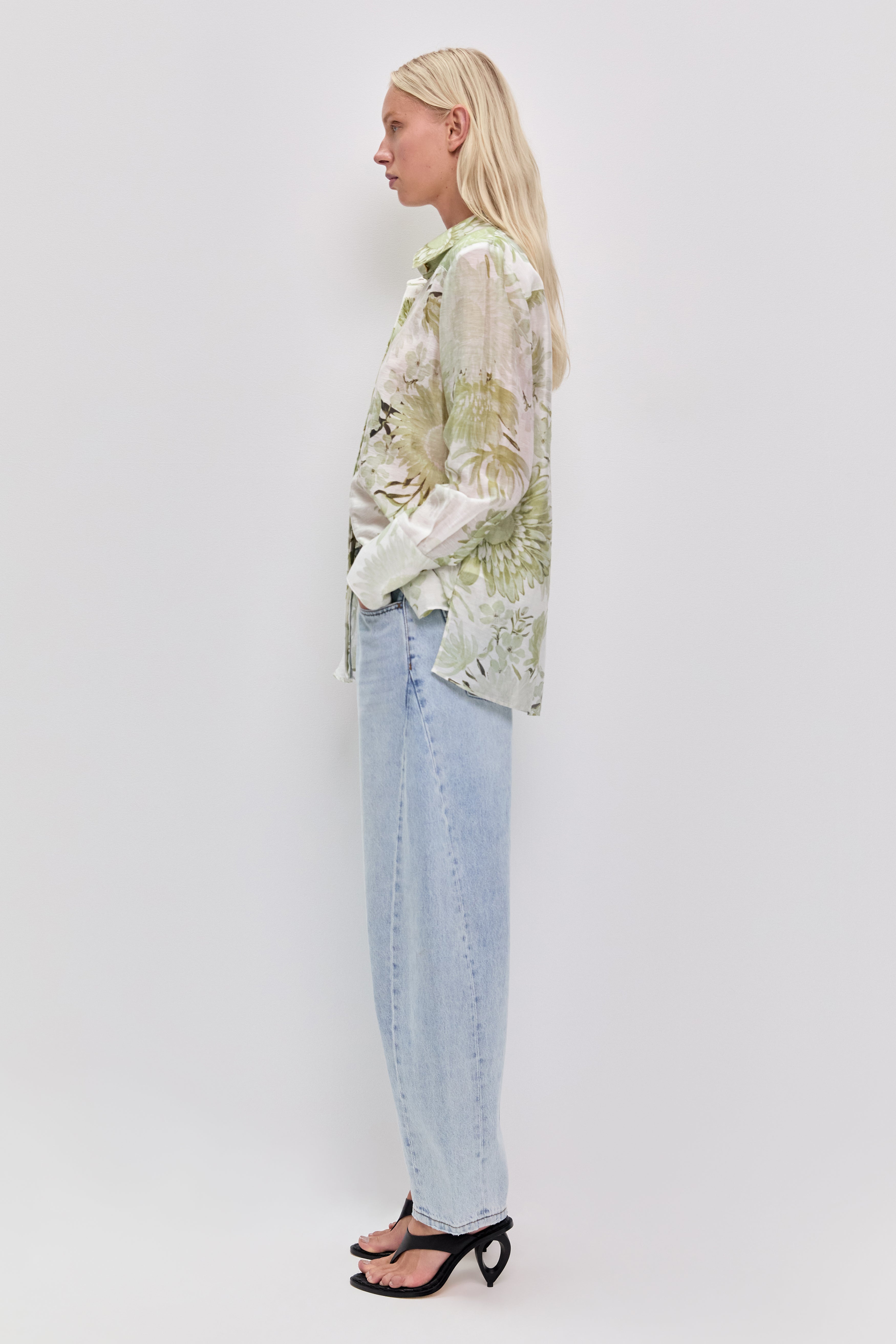 26SU1615_OLI-NA-FL_4_1771468572