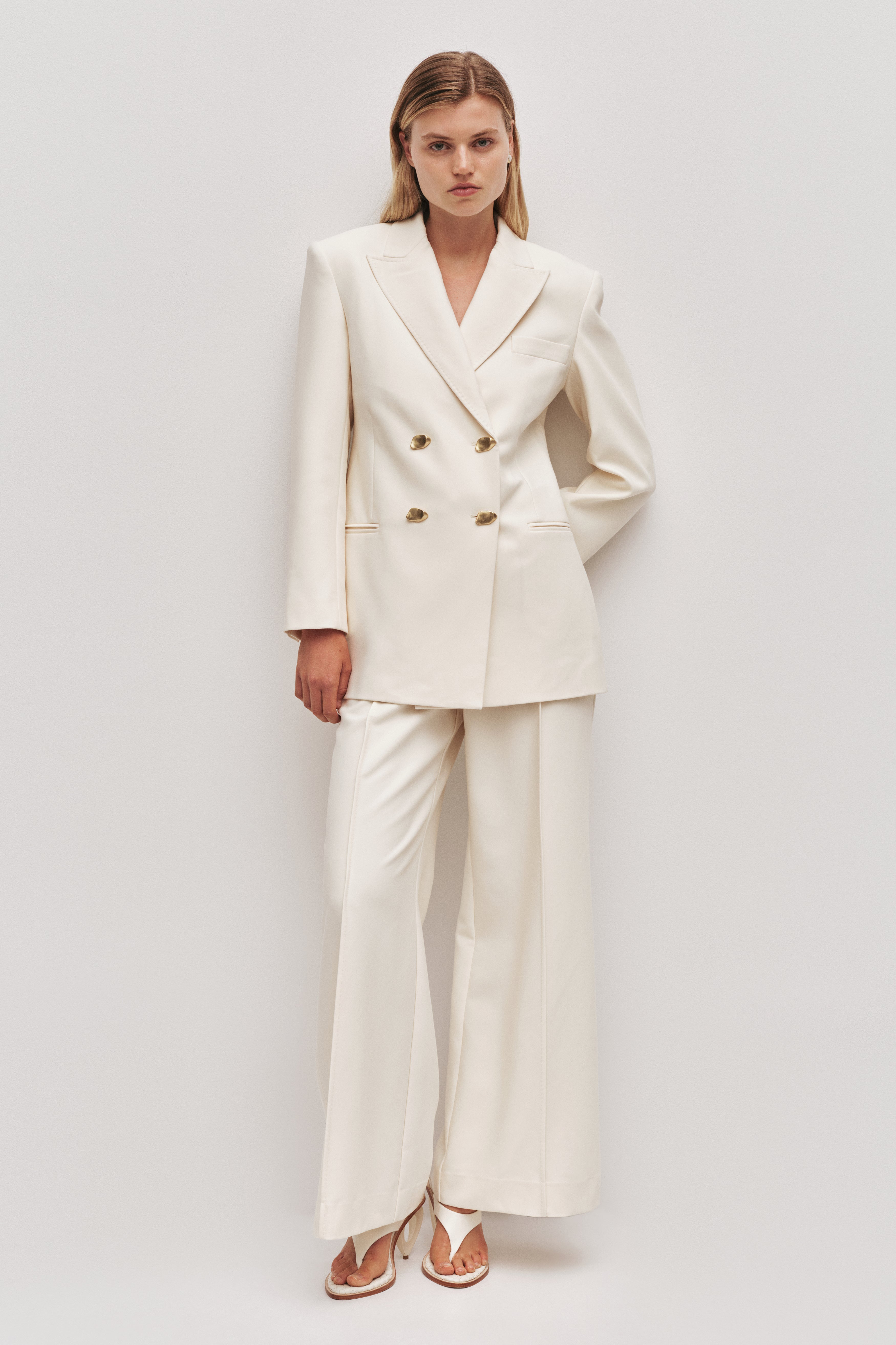 26SU2082_VAN_1_1768969885